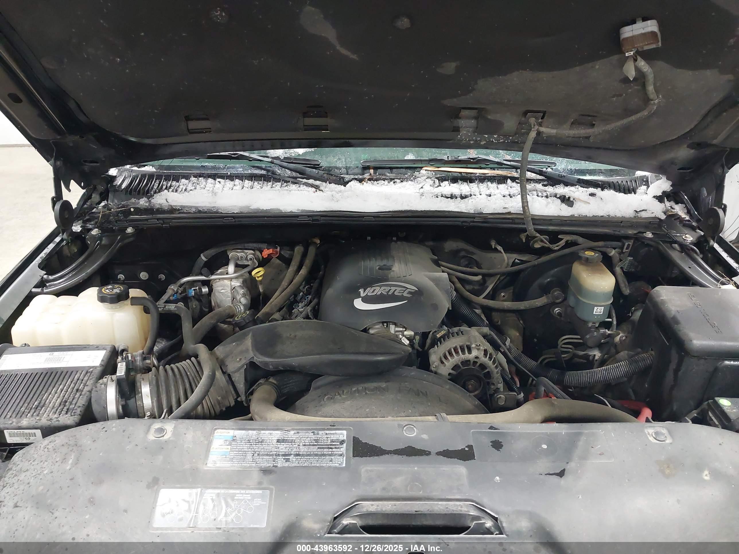CHEVROLET SILVERADO image 10