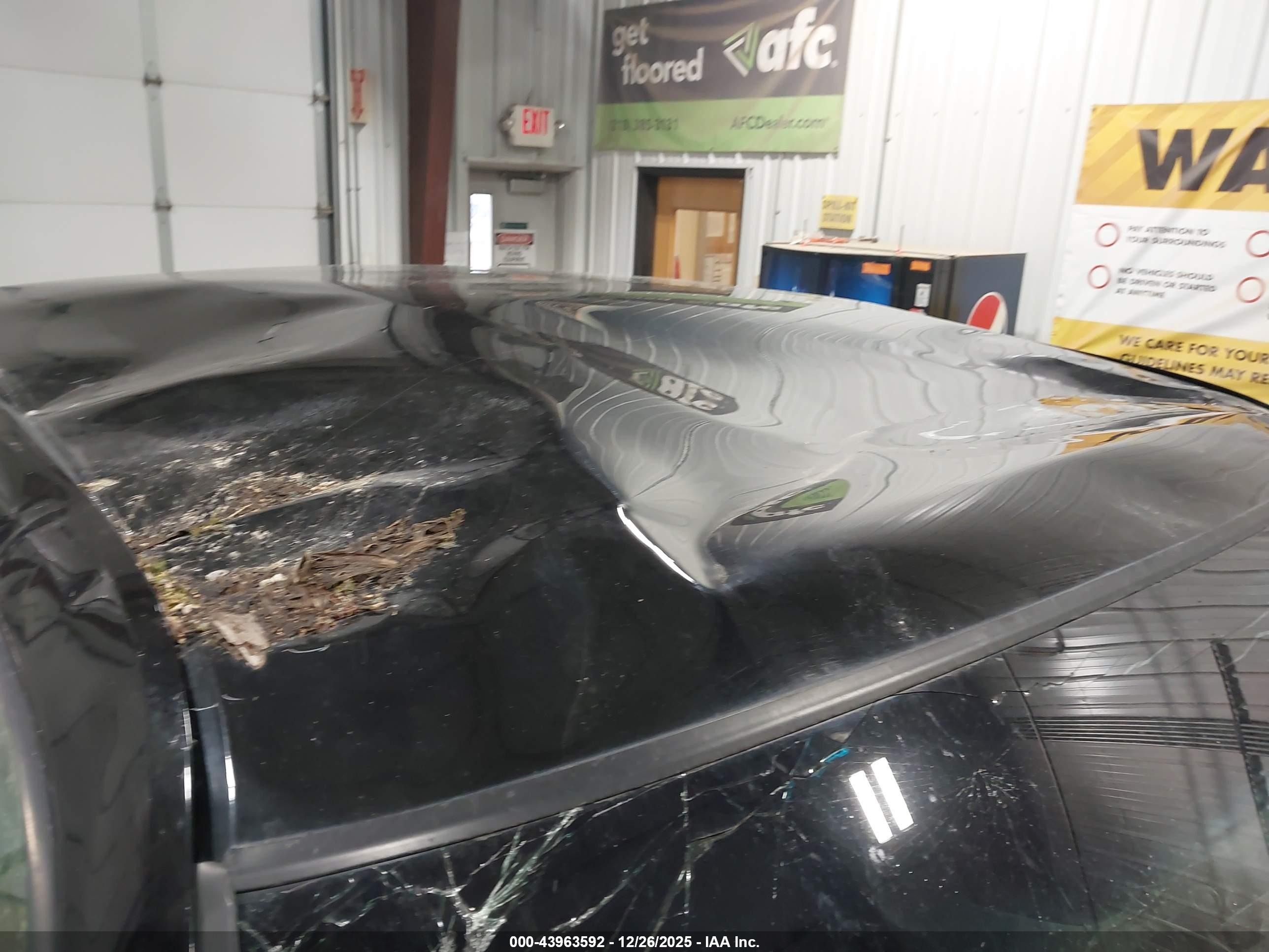 CHEVROLET SILVERADO image 6