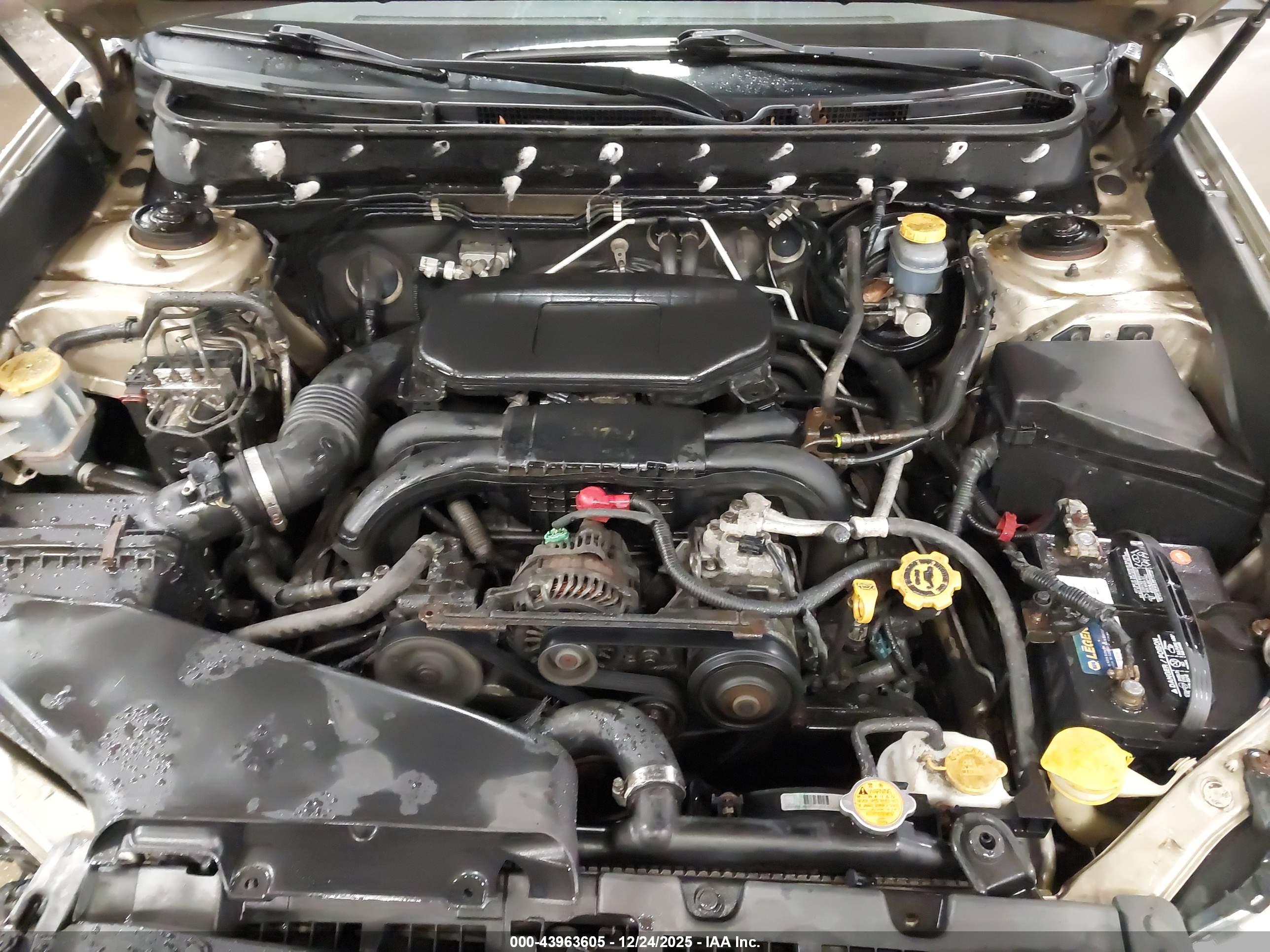 SUBARU OUTBACK image 10