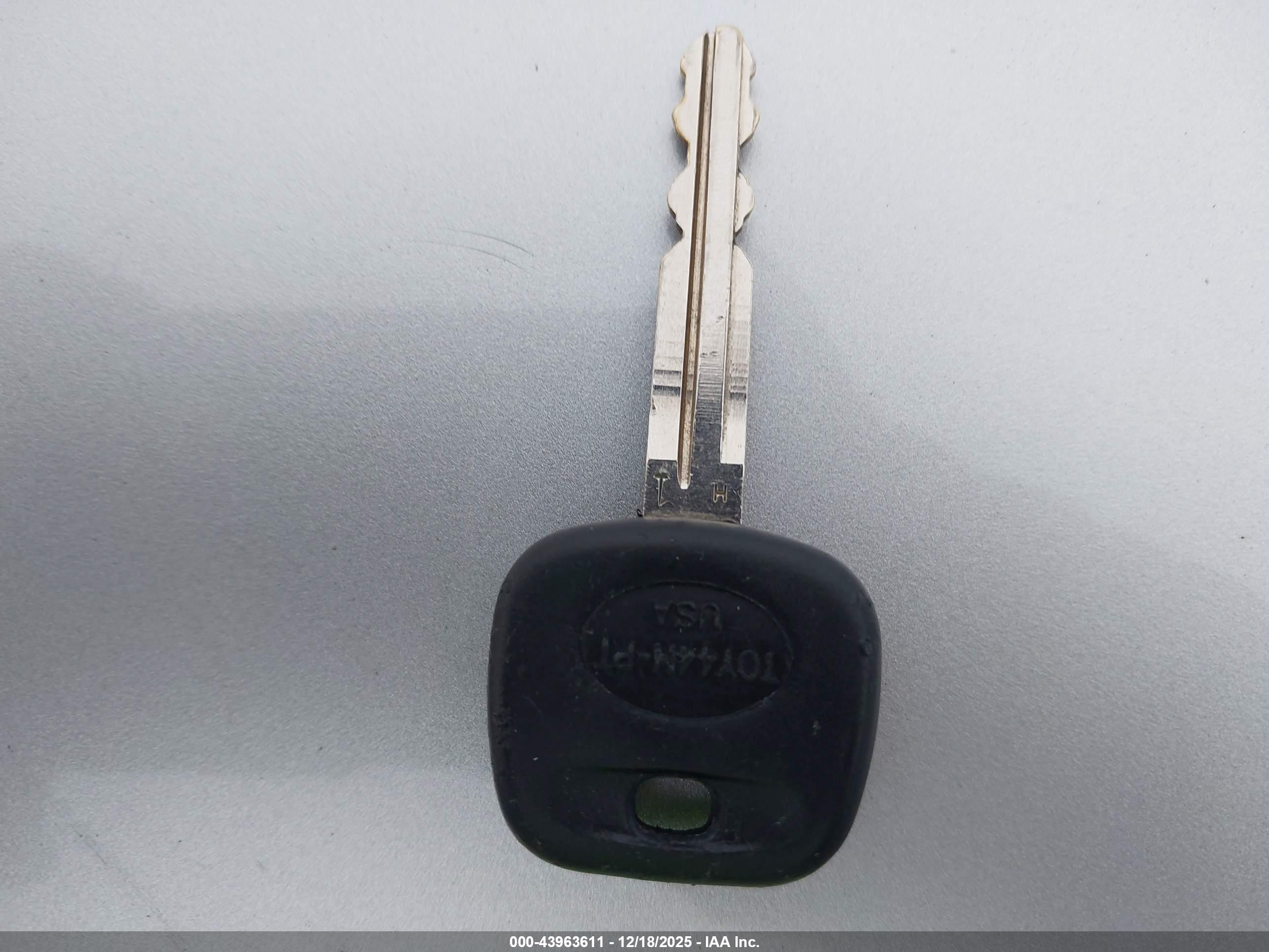 TOYOTA COROLLA image 11