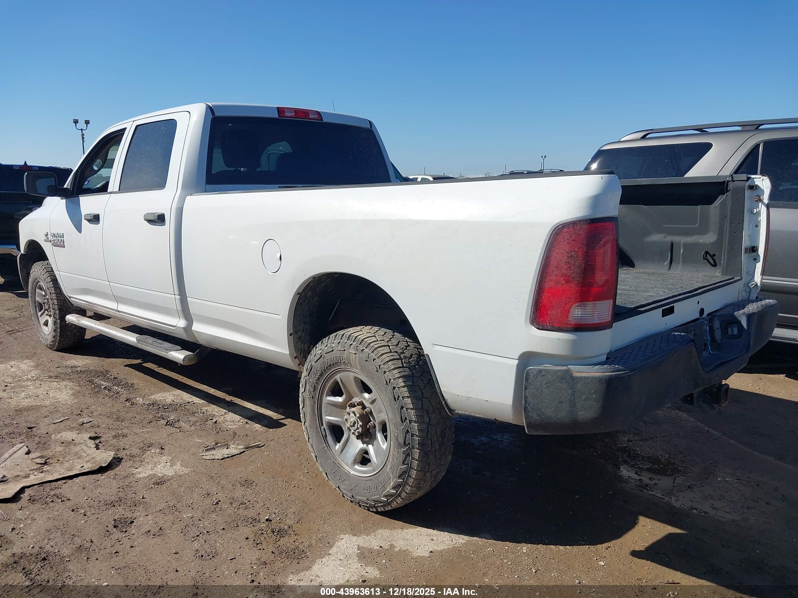 RAM 2500 image 3