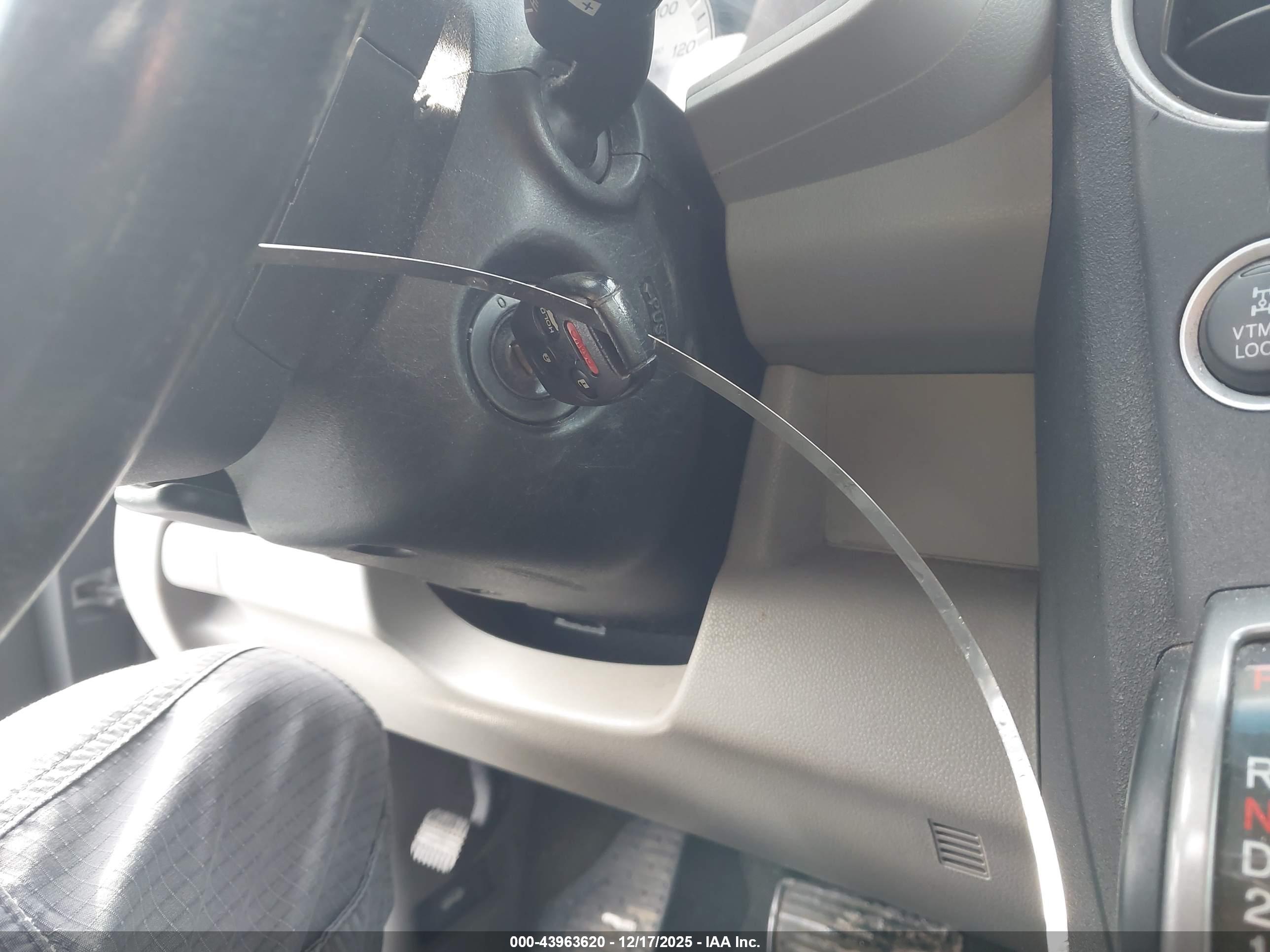 HONDA PILOT image 11