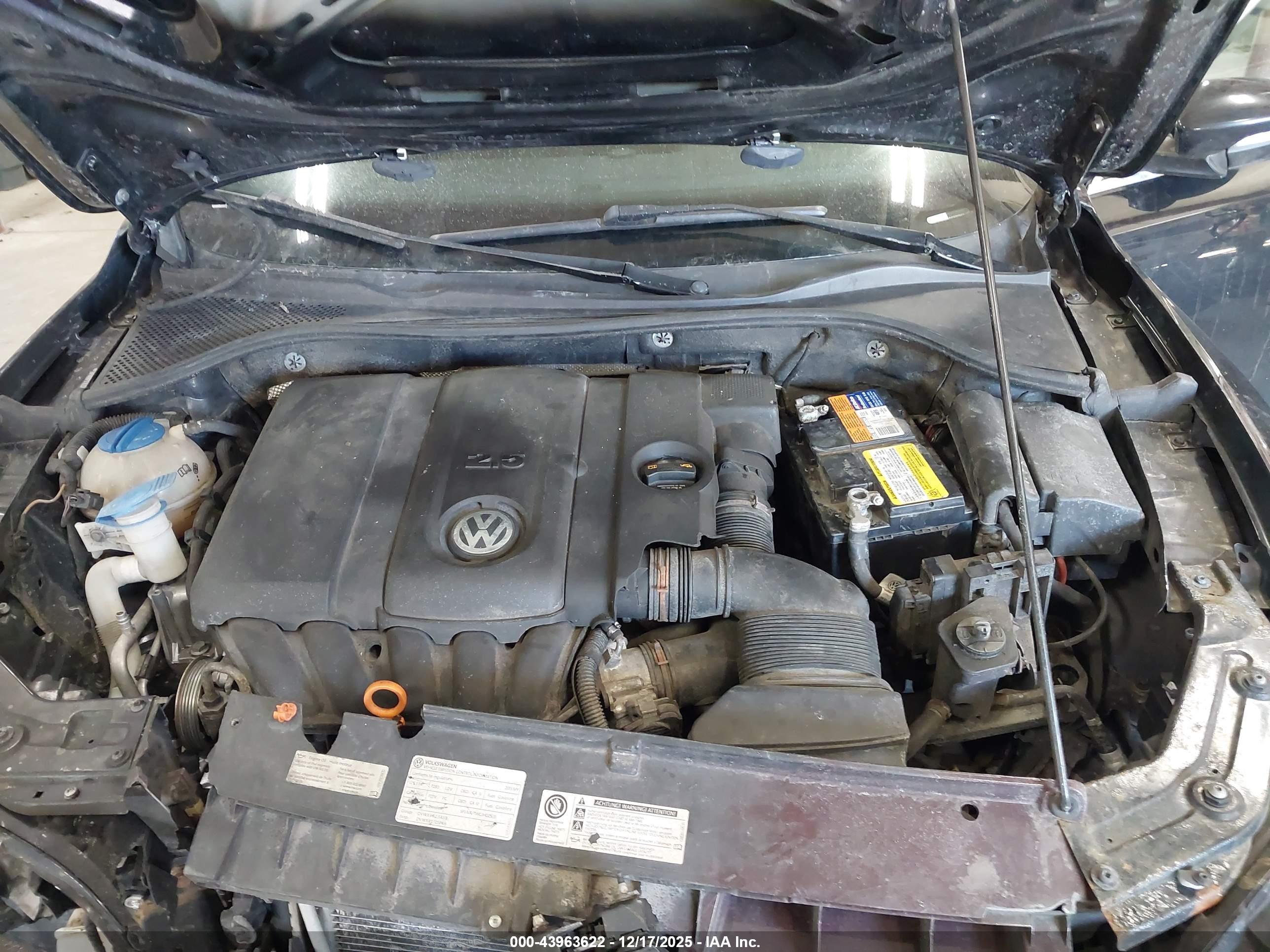 VOLKSWAGEN PASSAT image 10
