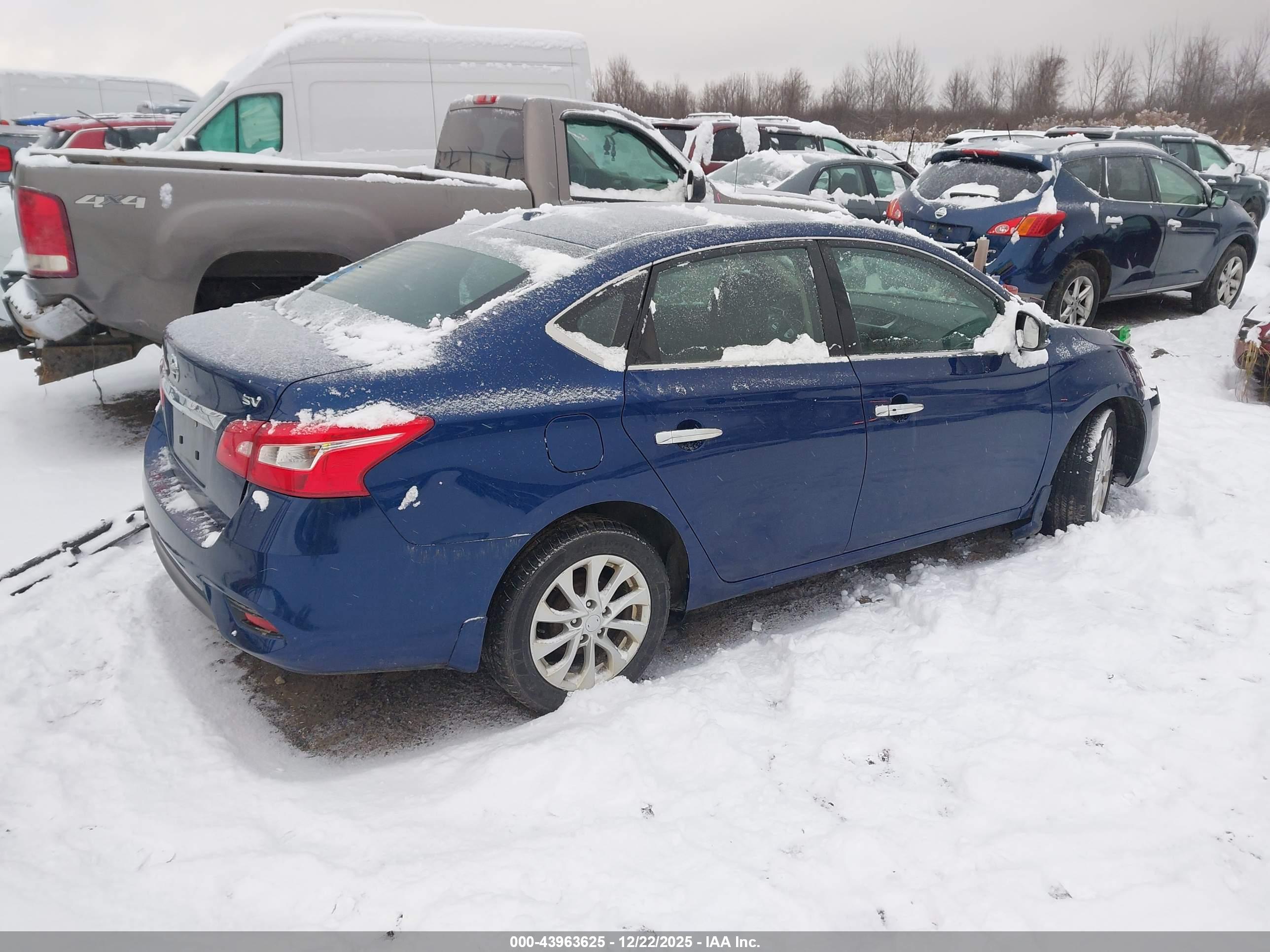 NISSAN SENTRA image 4