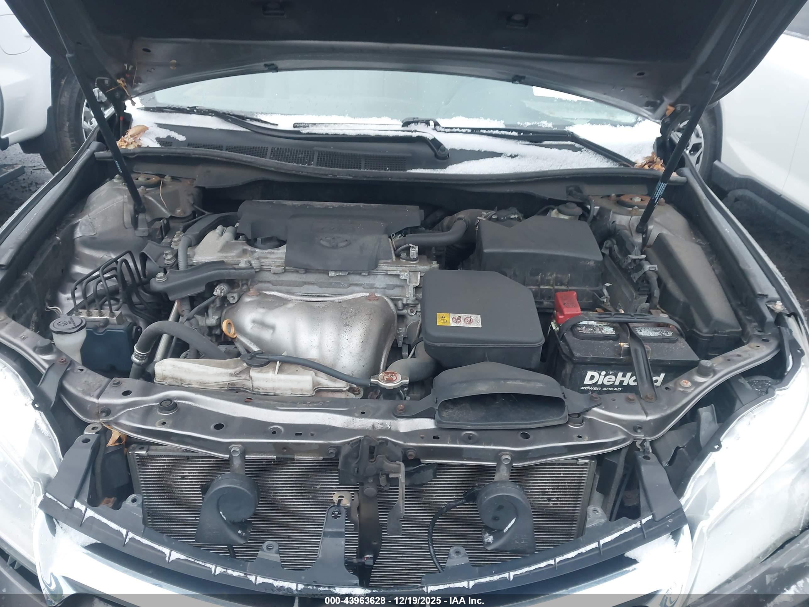 TOYOTA CAMRY image 10