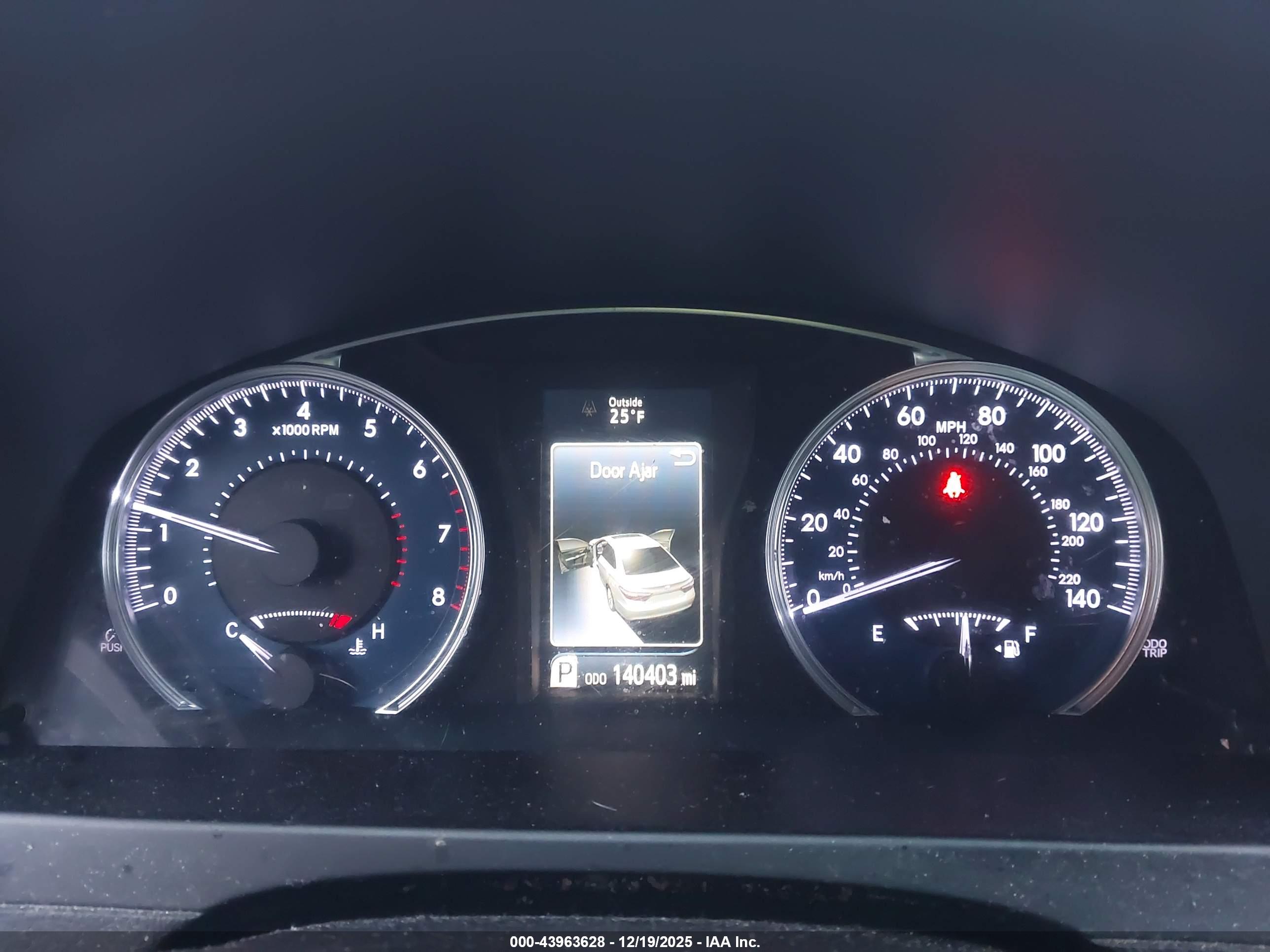 TOYOTA CAMRY image 7