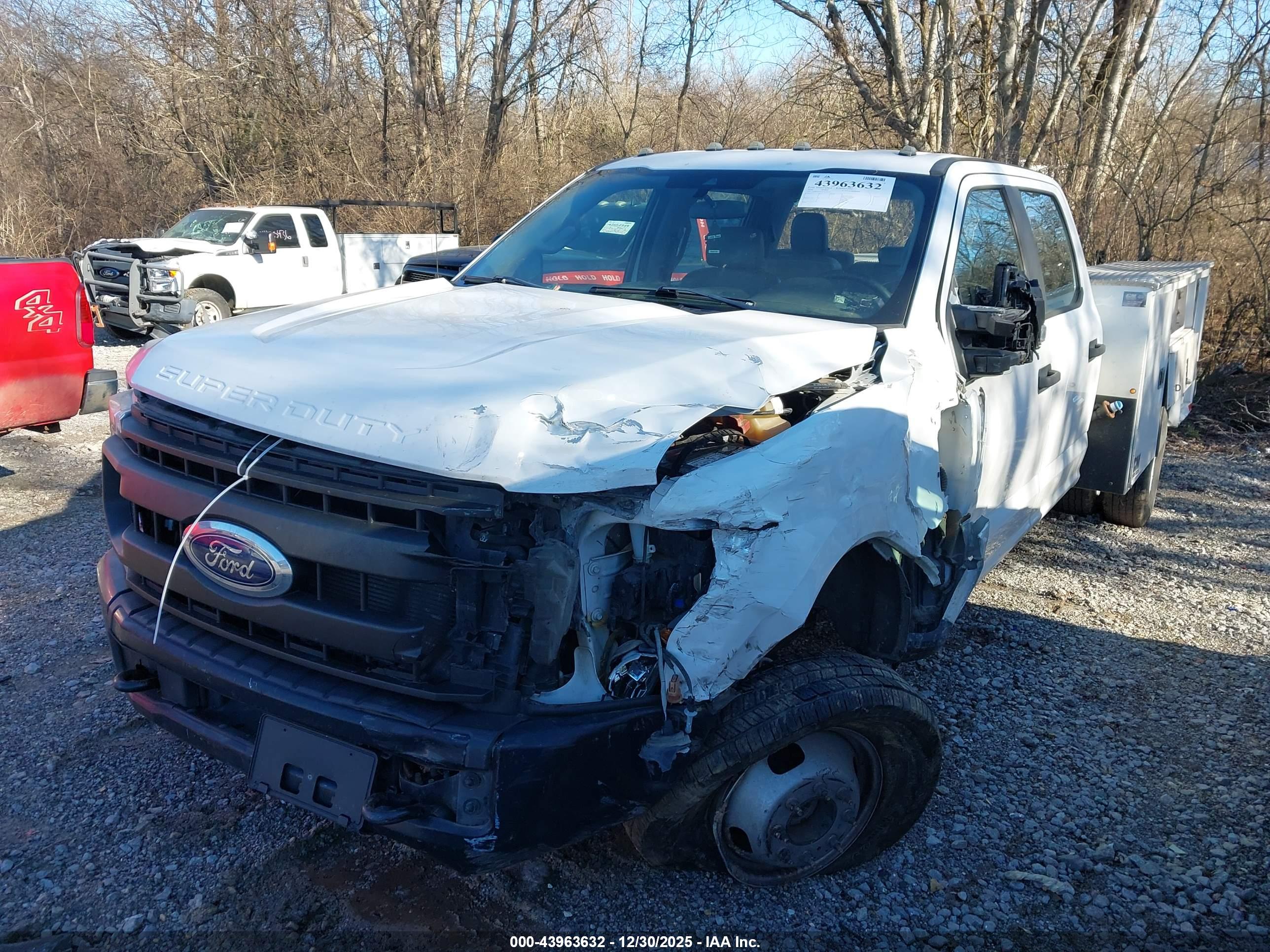 FORD F-350 image 2