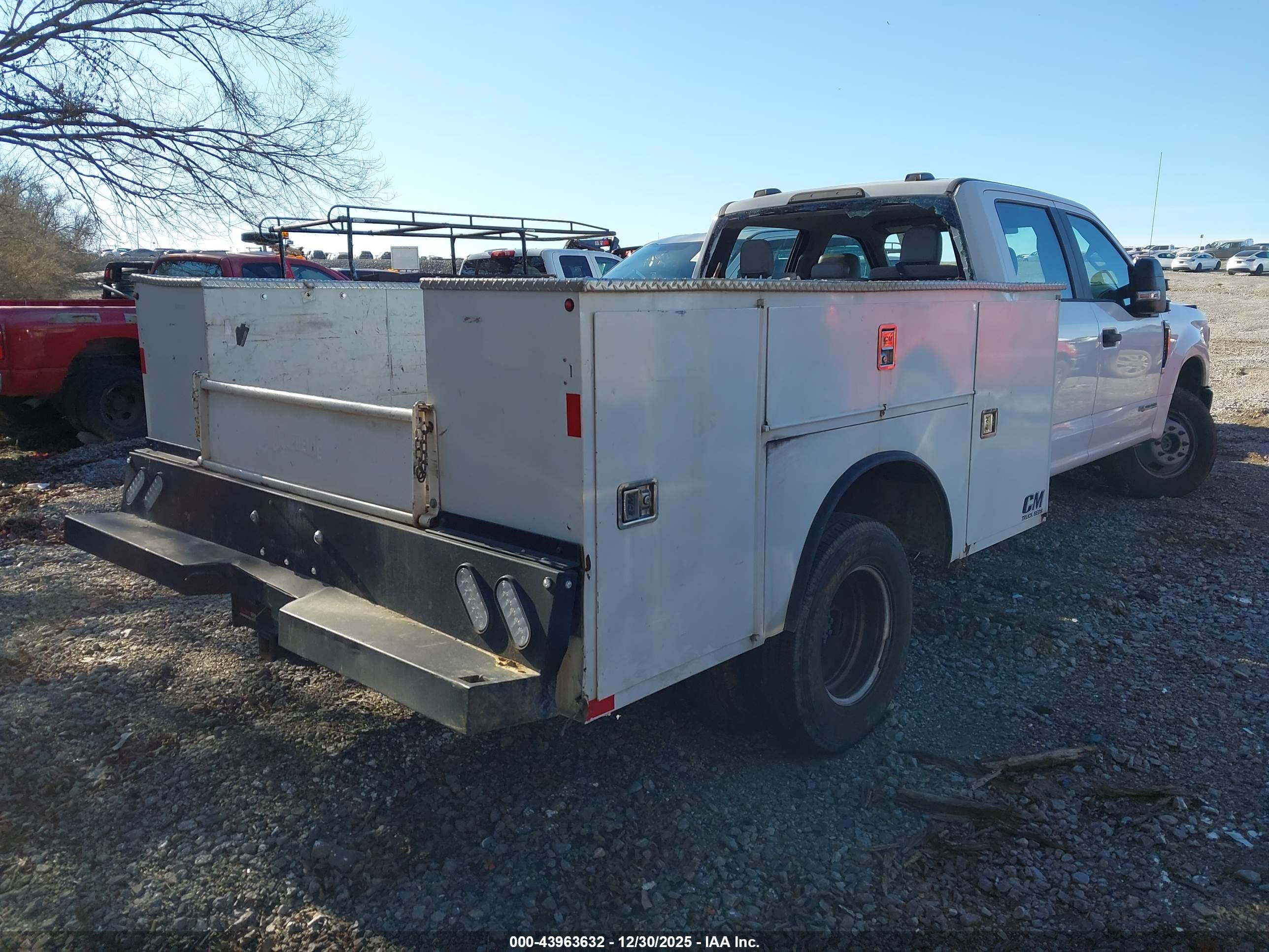 FORD F-350 image 4