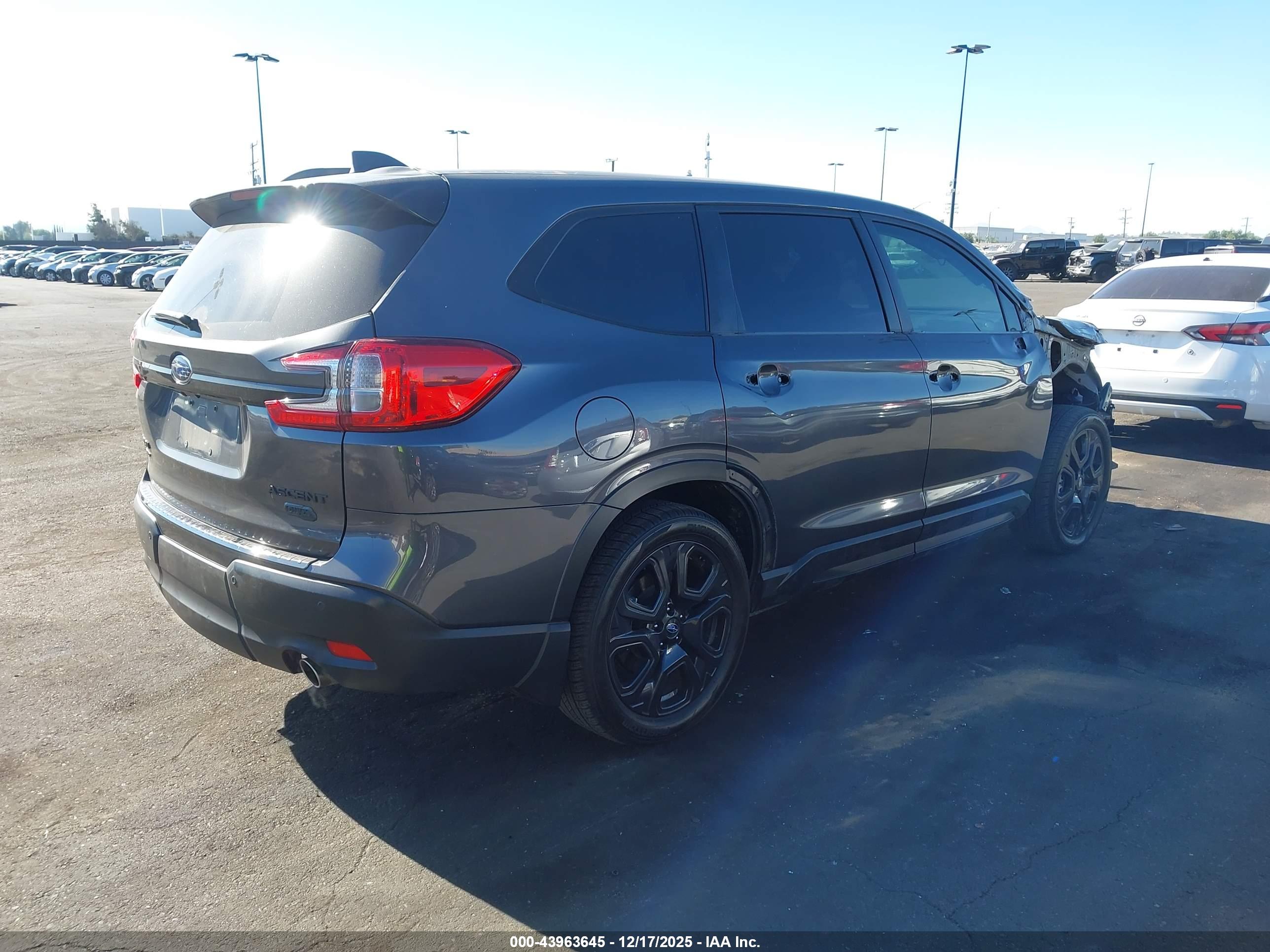 SUBARU ASCENT image 4