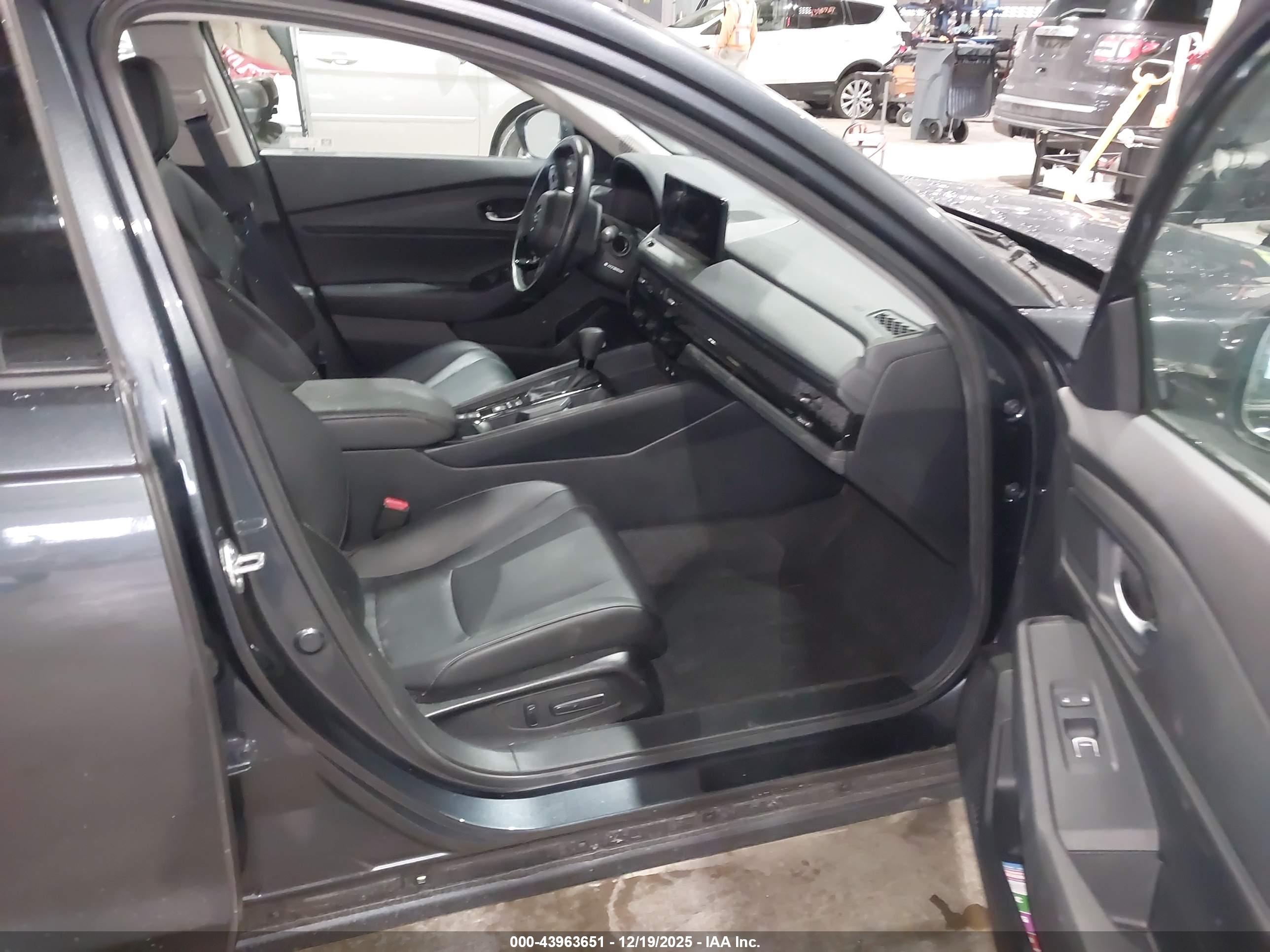 HONDA ACCORD image 5