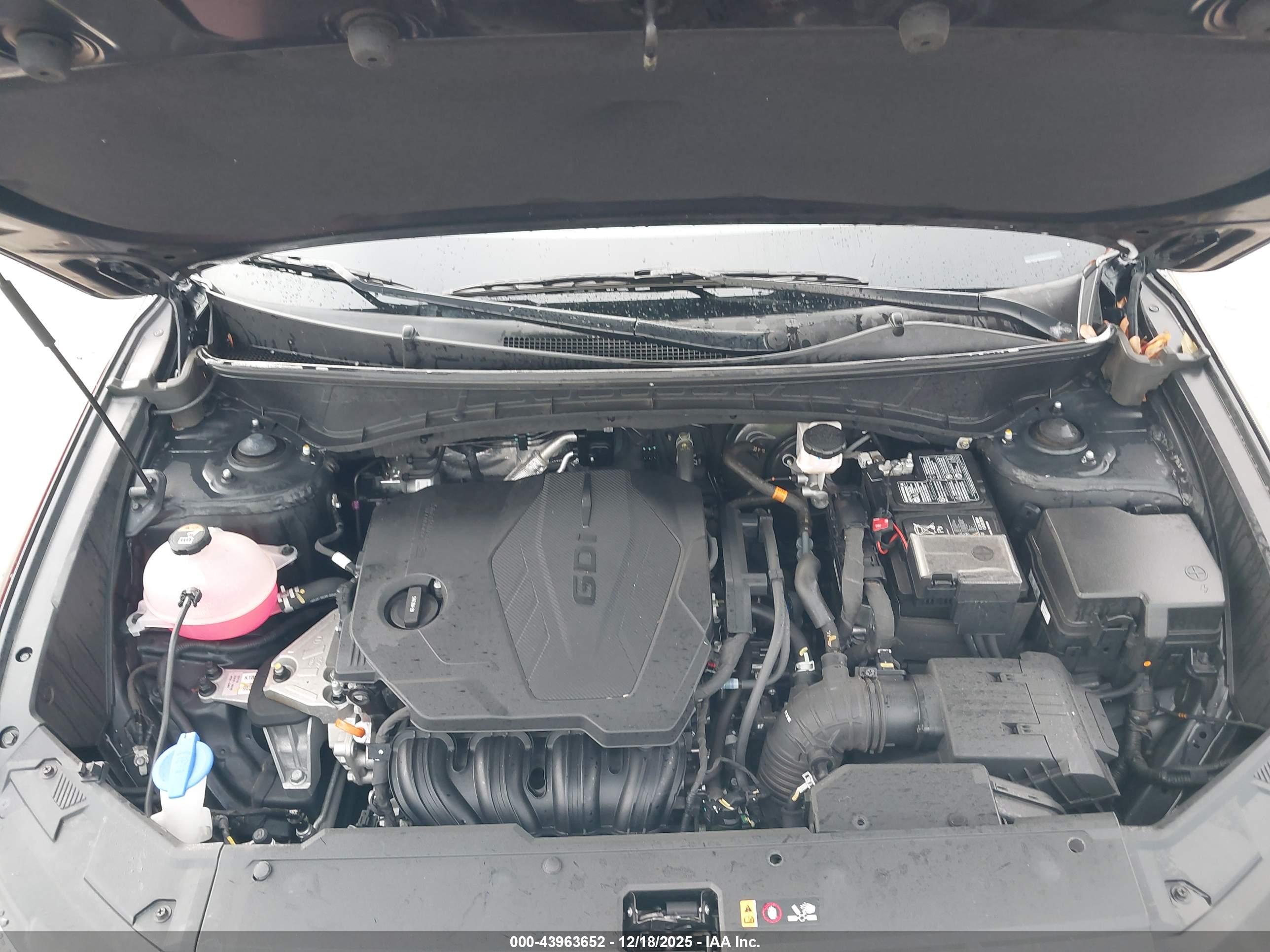 HYUNDAI TUCSON image 10