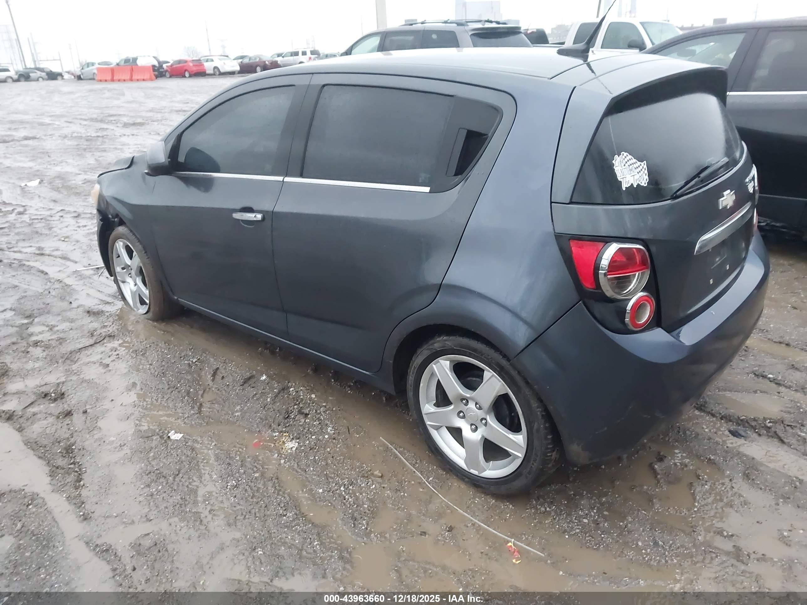 CHEVROLET SONIC image 3