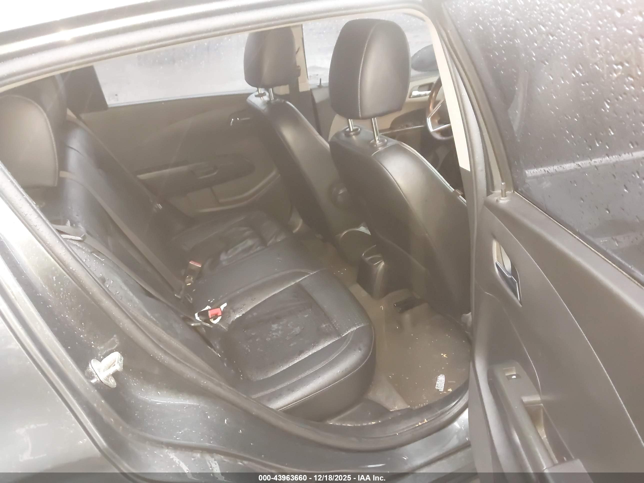 CHEVROLET SONIC image 8