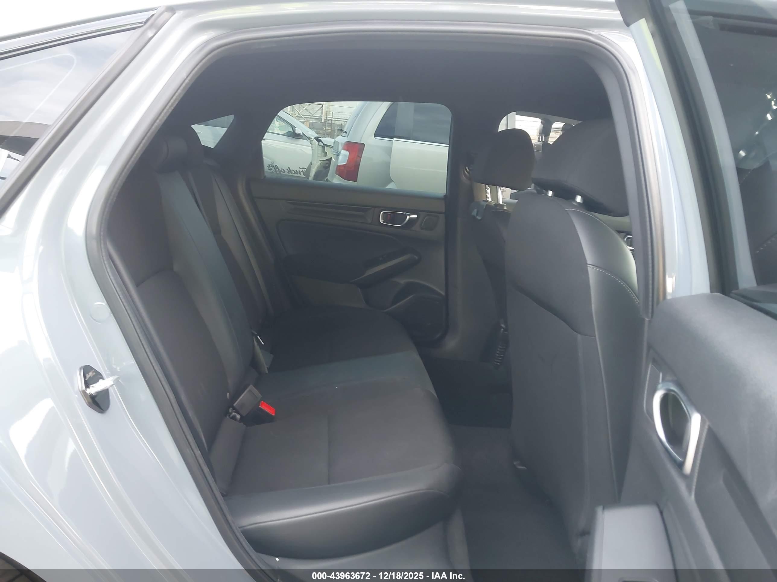 HONDA CIVIC image 8