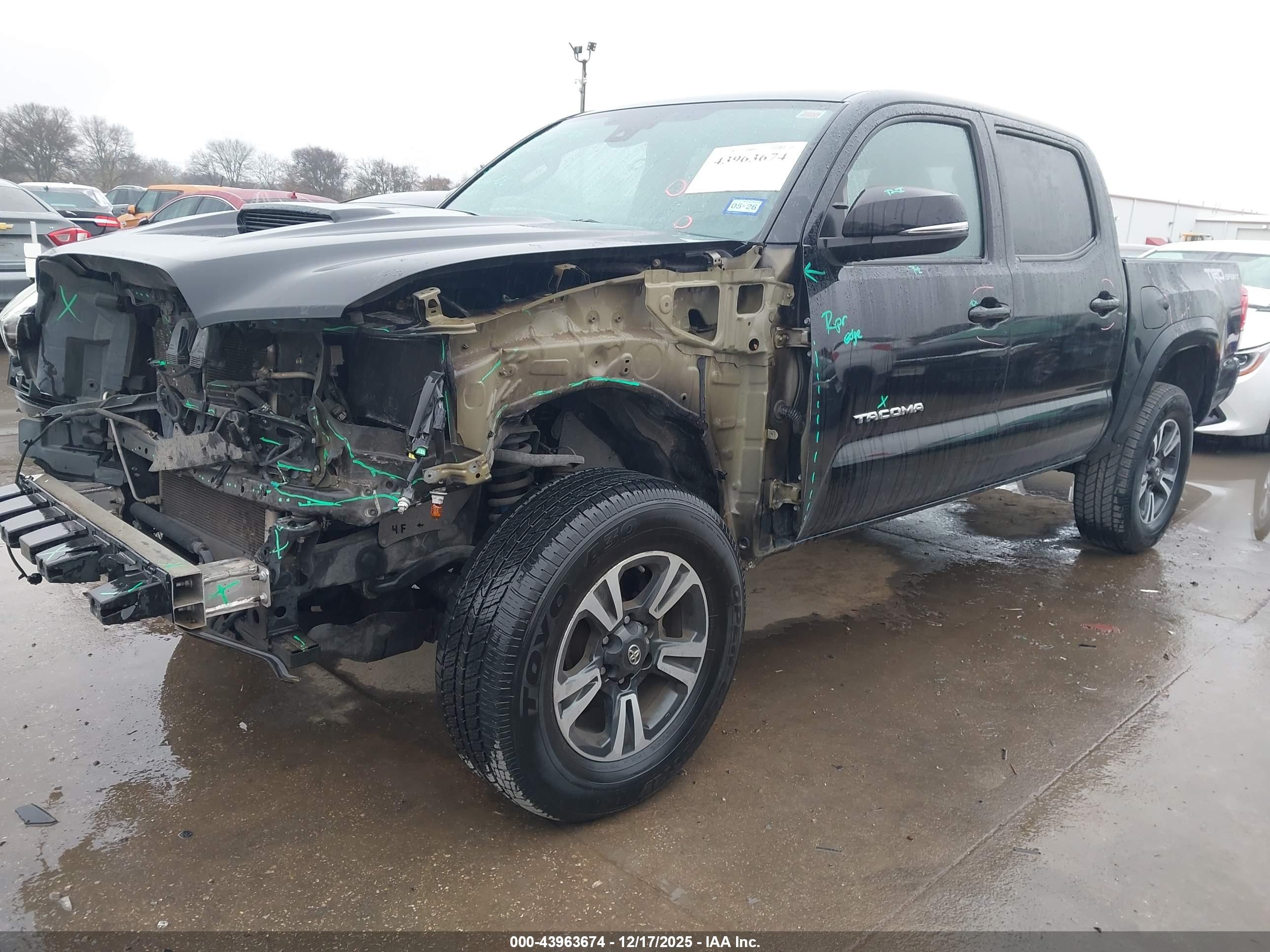 TOYOTA TACOMA image 2