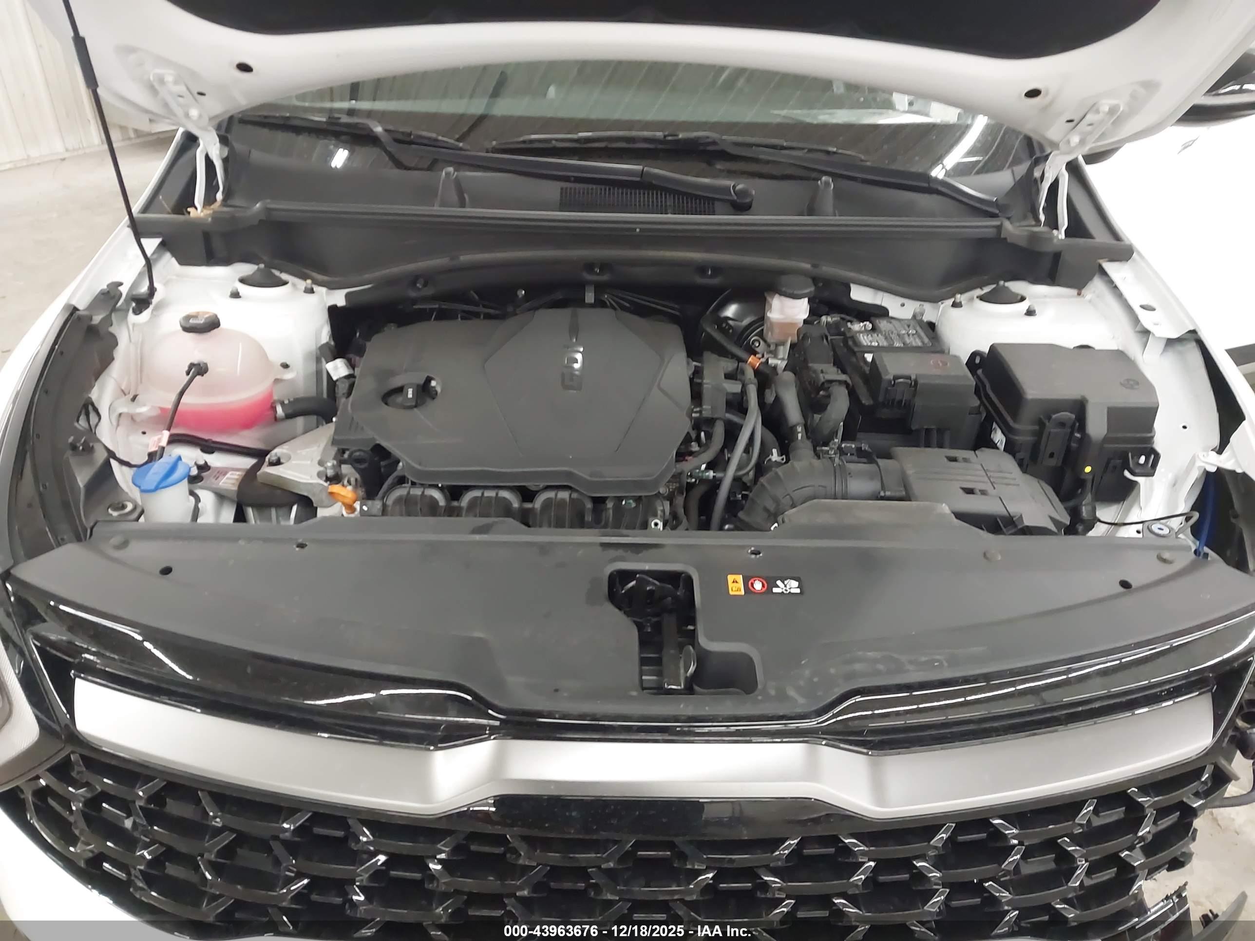KIA SPORTAGE image 10
