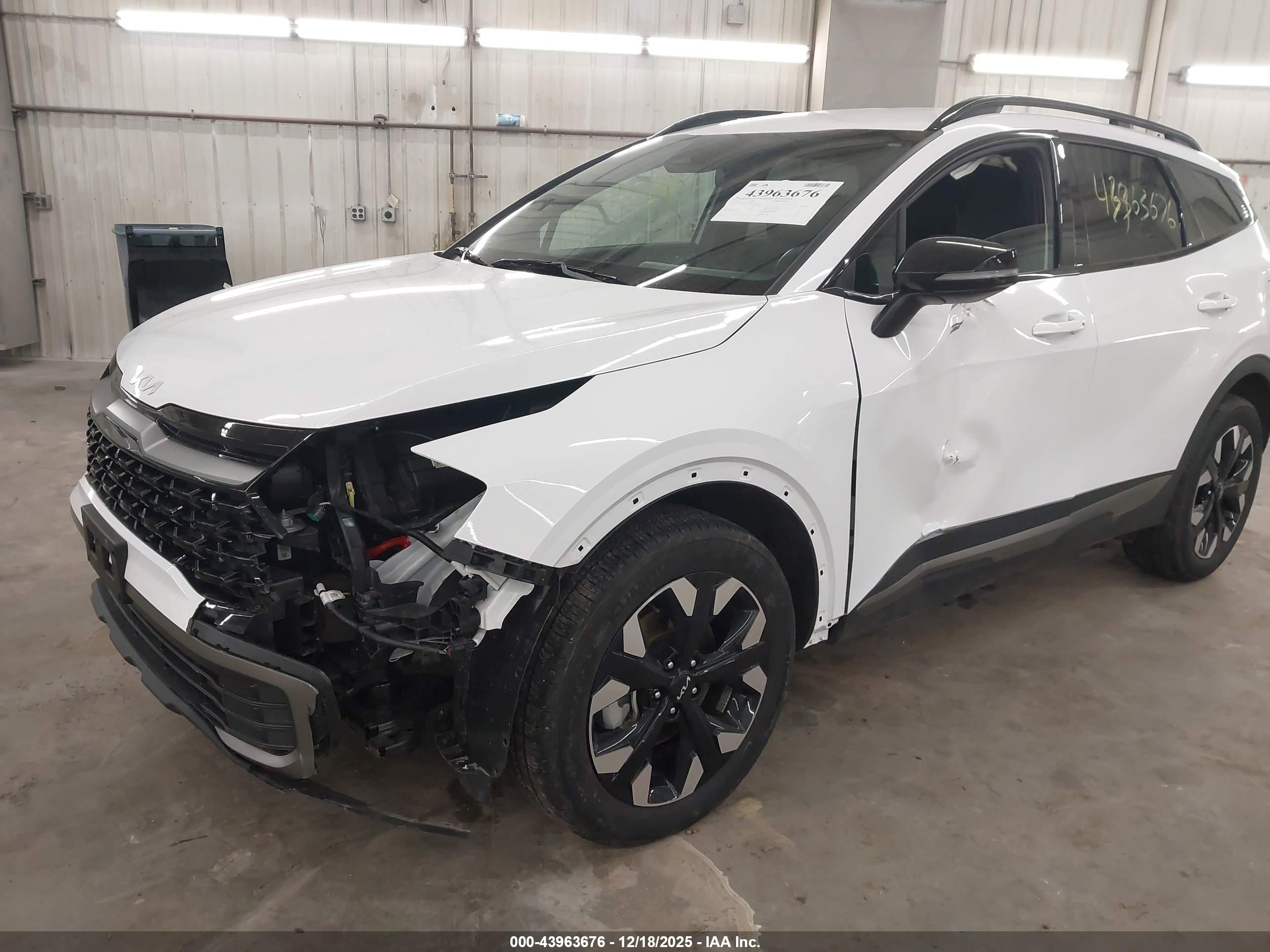 KIA SPORTAGE image 6