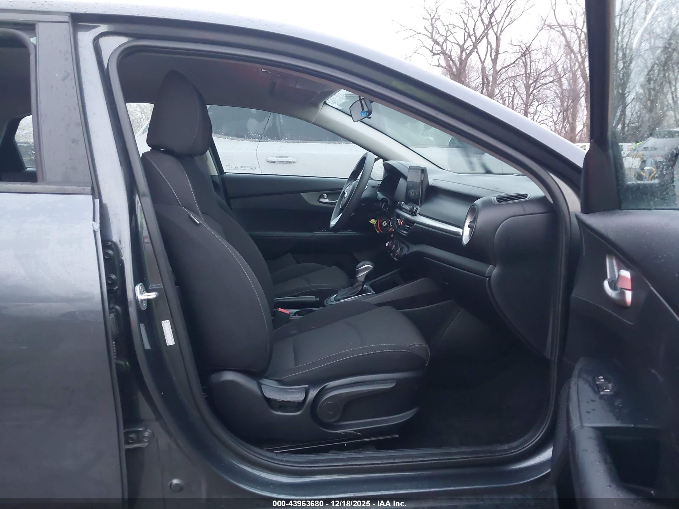KIA FORTE image 5