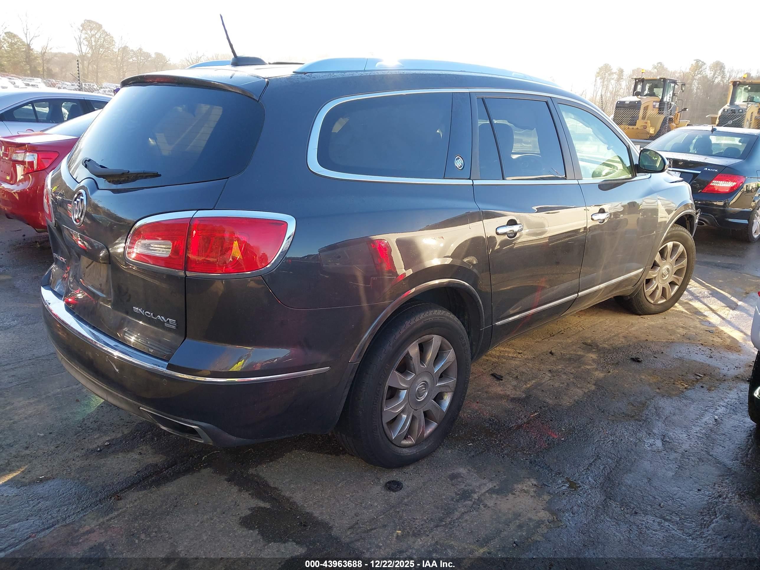 BUICK ENCLAVE image 4