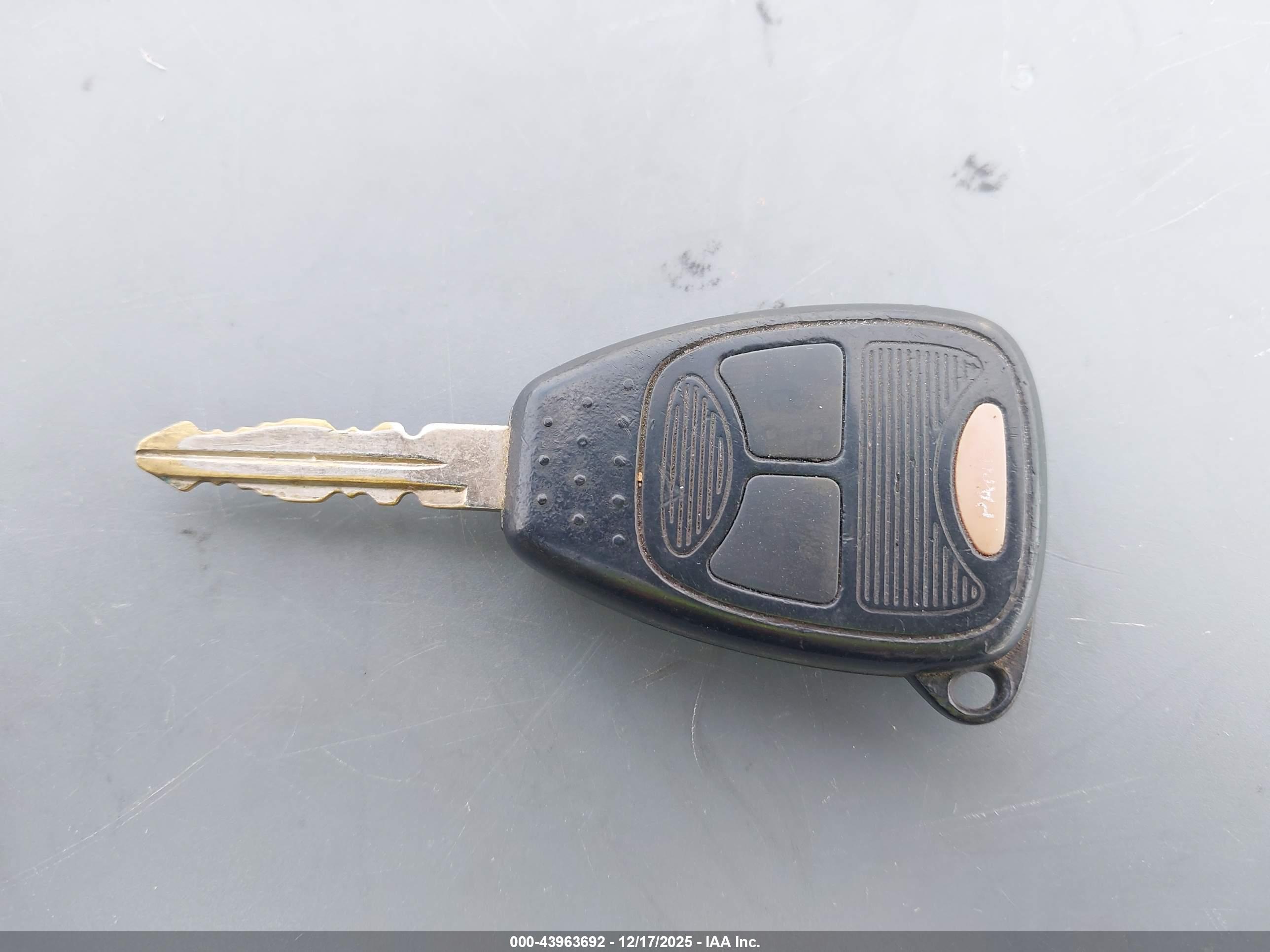 CHRYSLER TOWN image 11