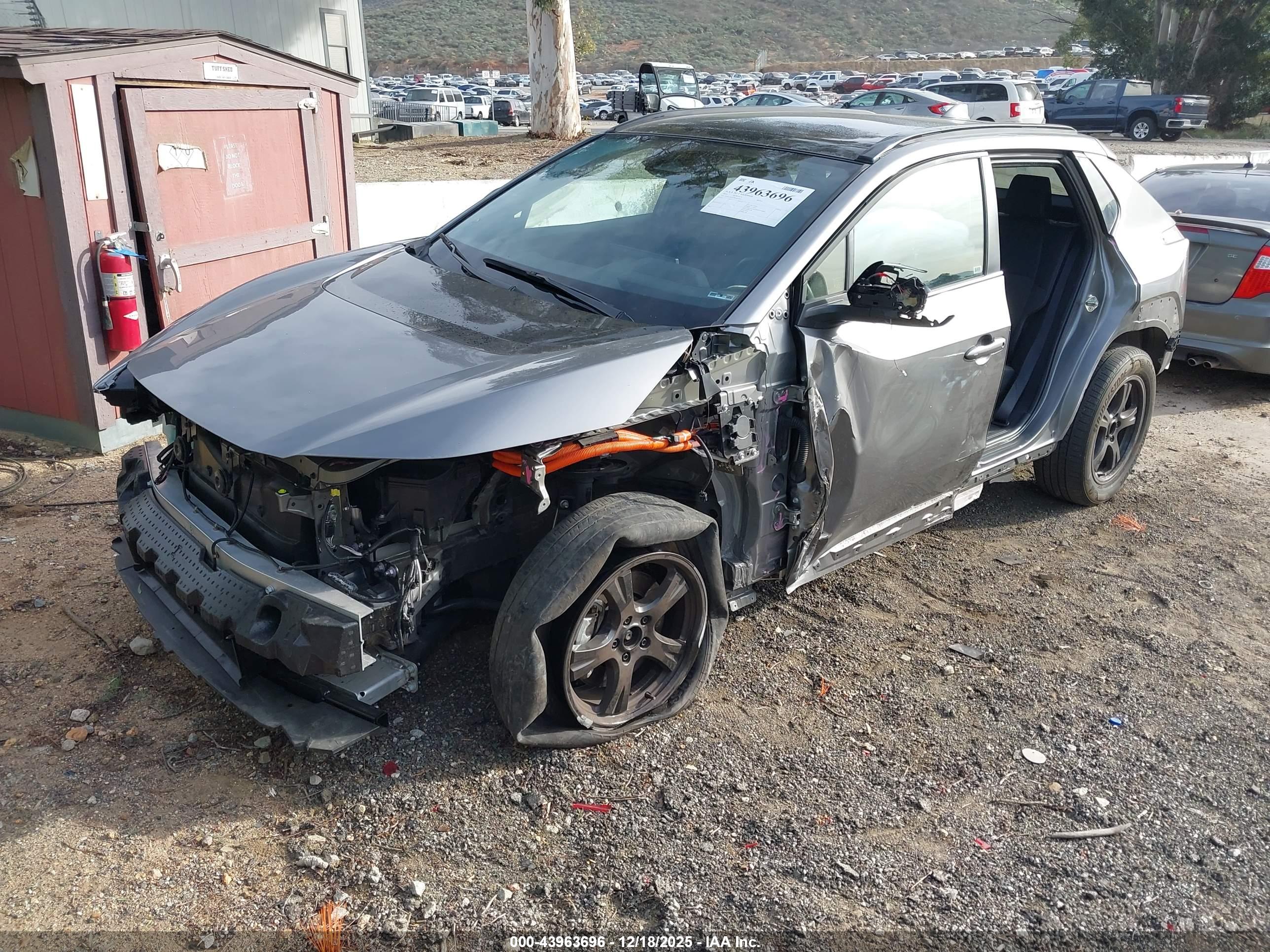 TOYOTA BZ4X image 2
