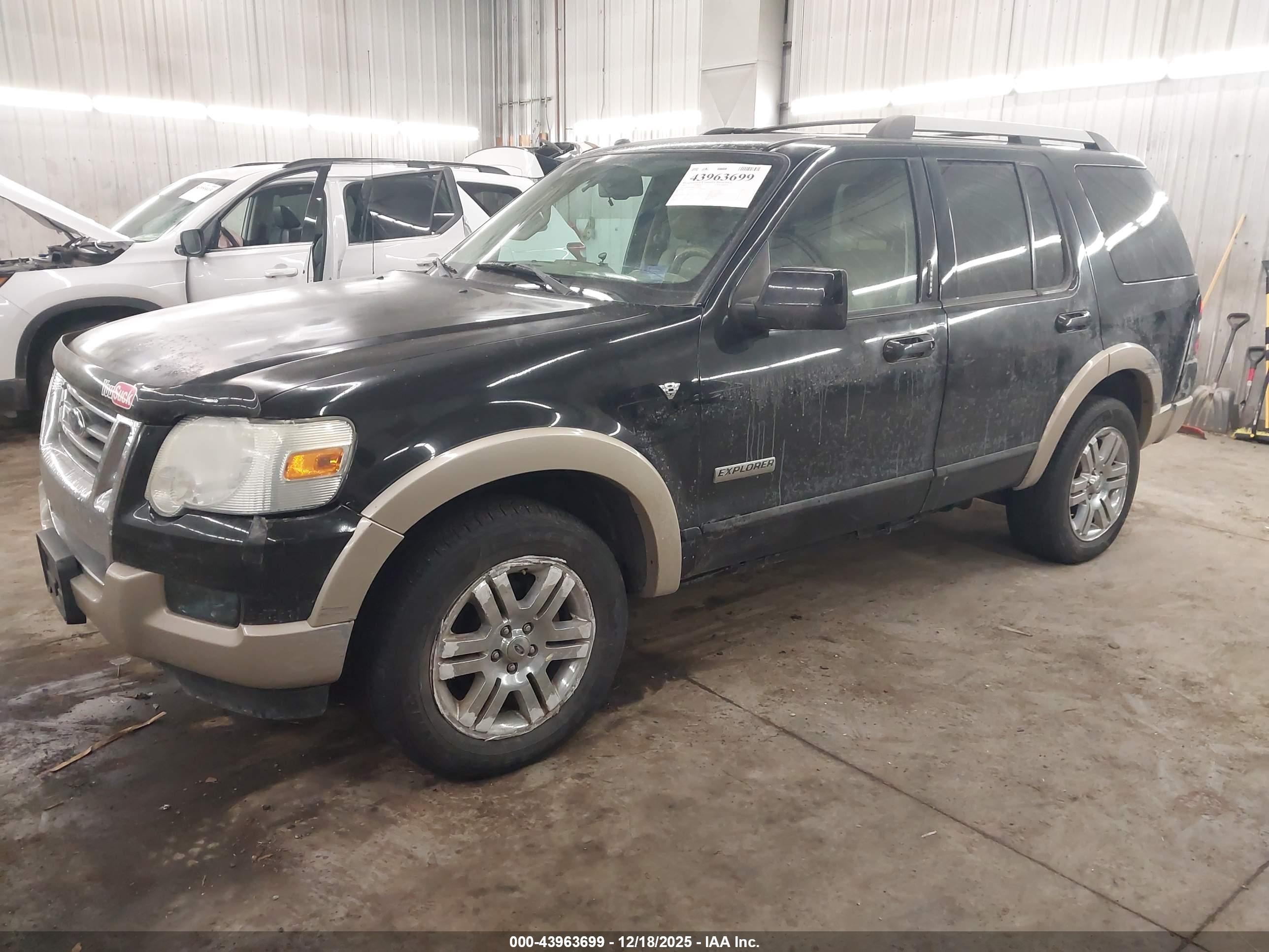 FORD EXPLORER image 2
