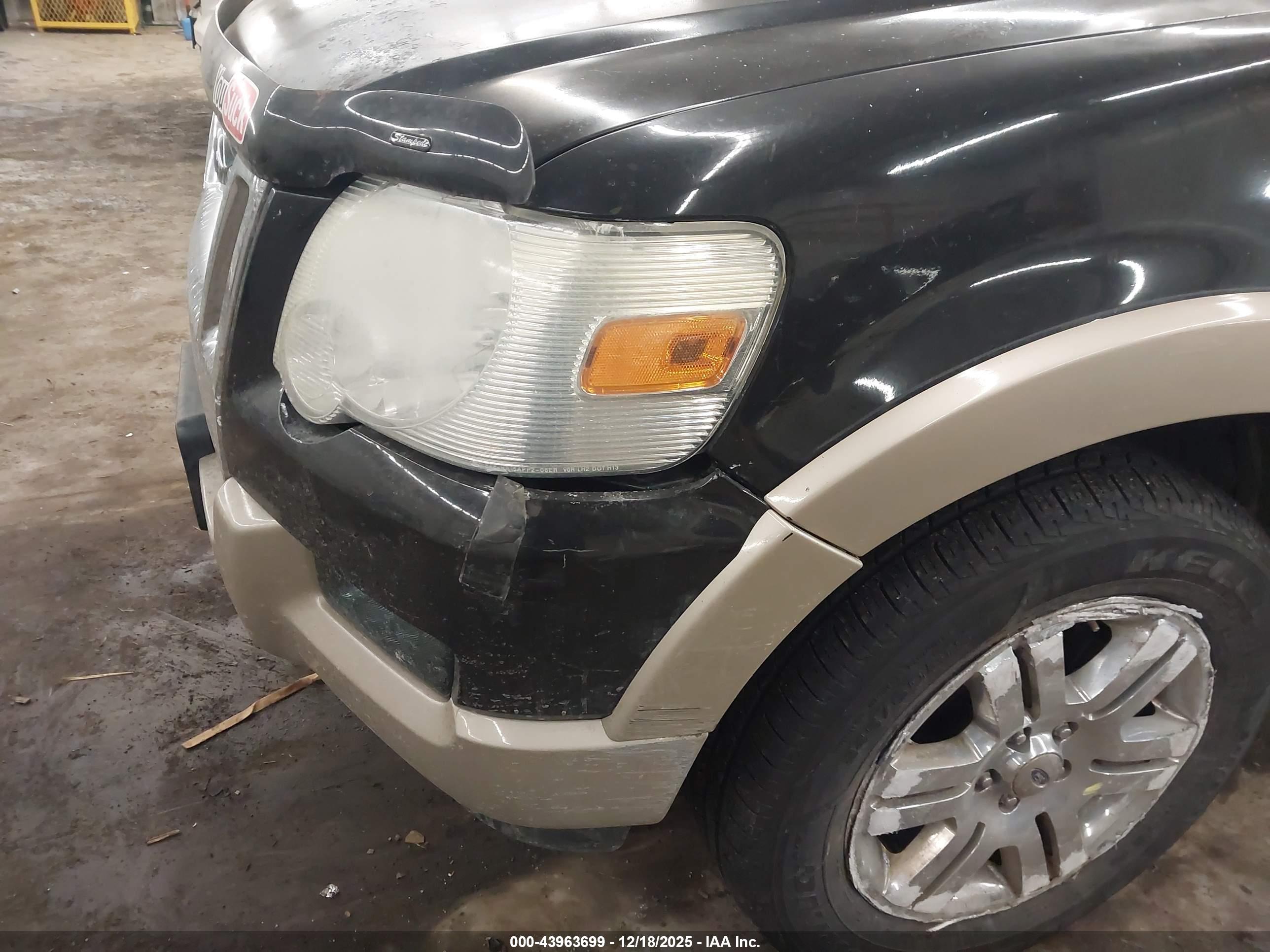 FORD EXPLORER image 6