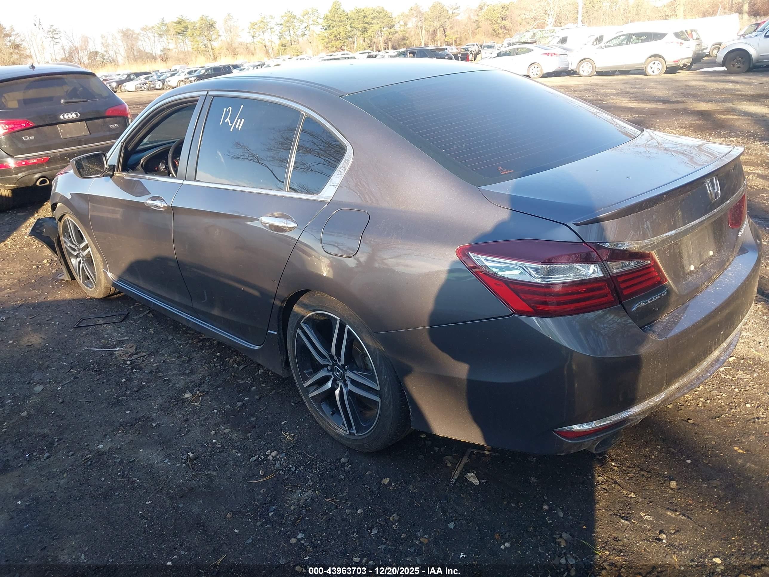 HONDA ACCORD image 3
