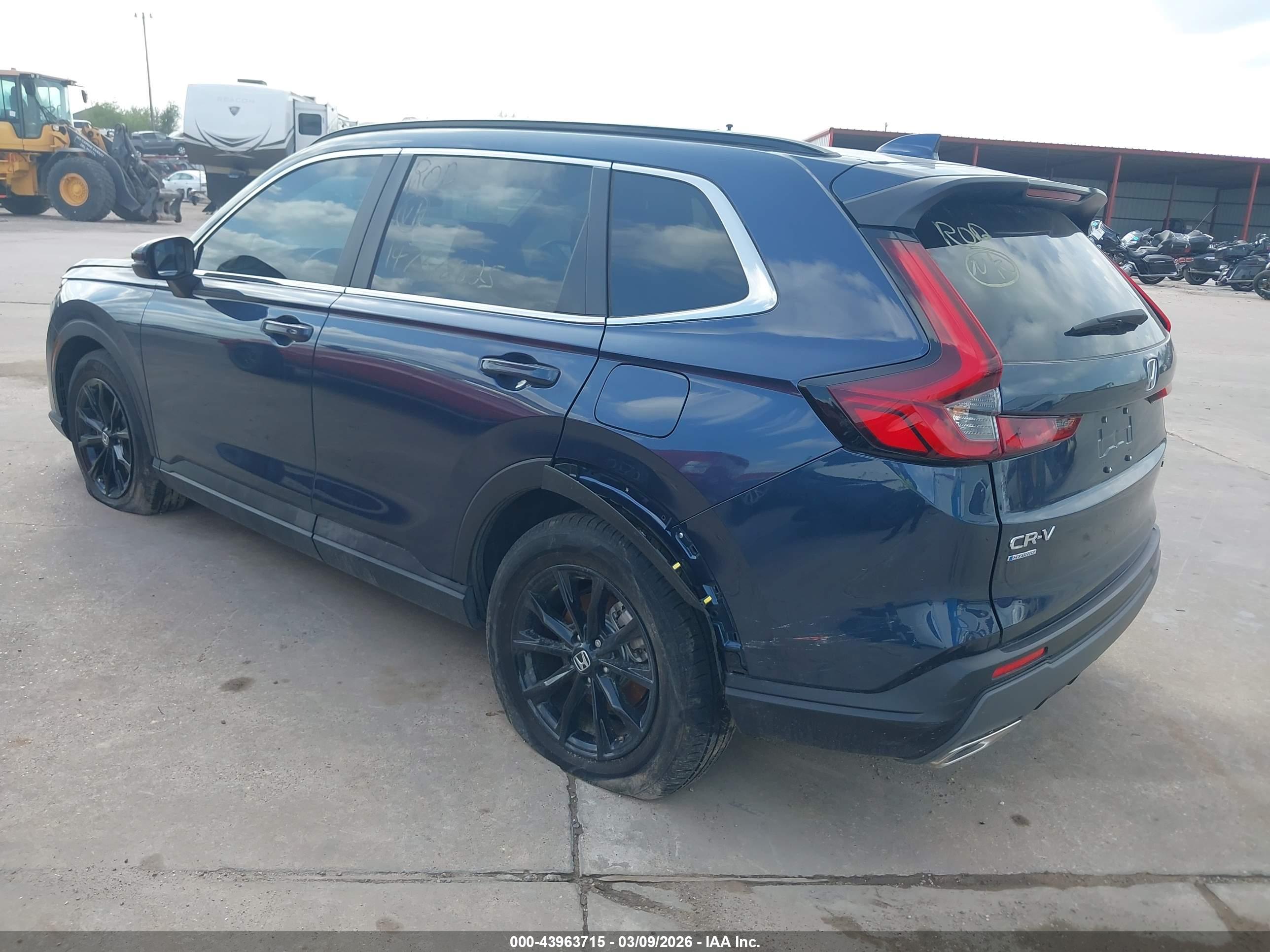 HONDA CR-V image 3
