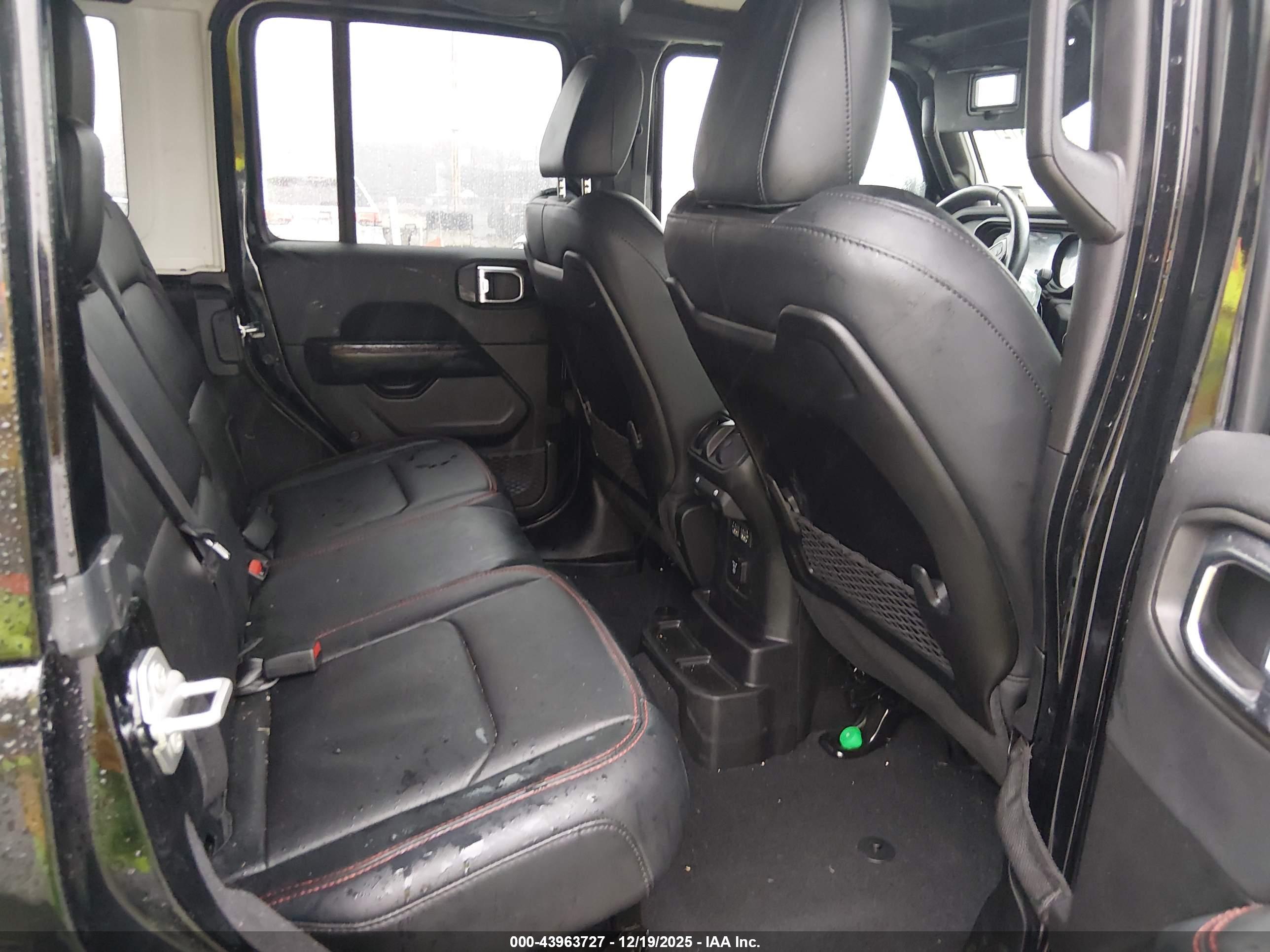JEEP WRANGLER image 8