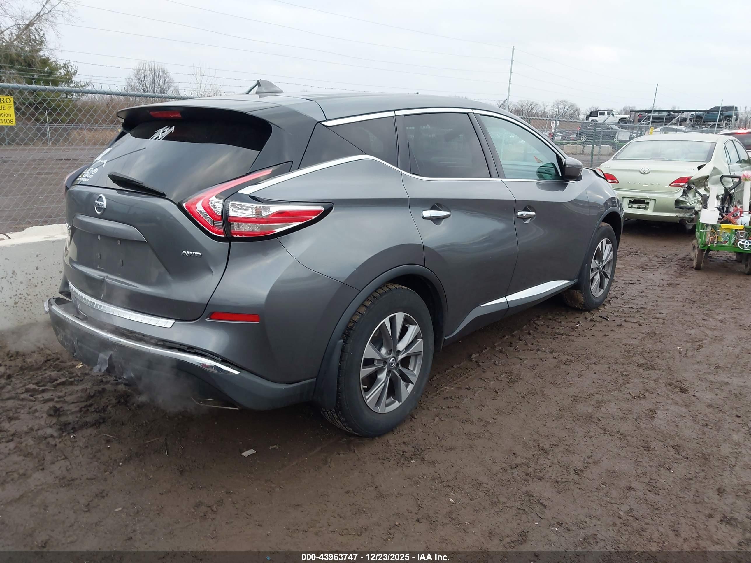NISSAN MURANO image 4