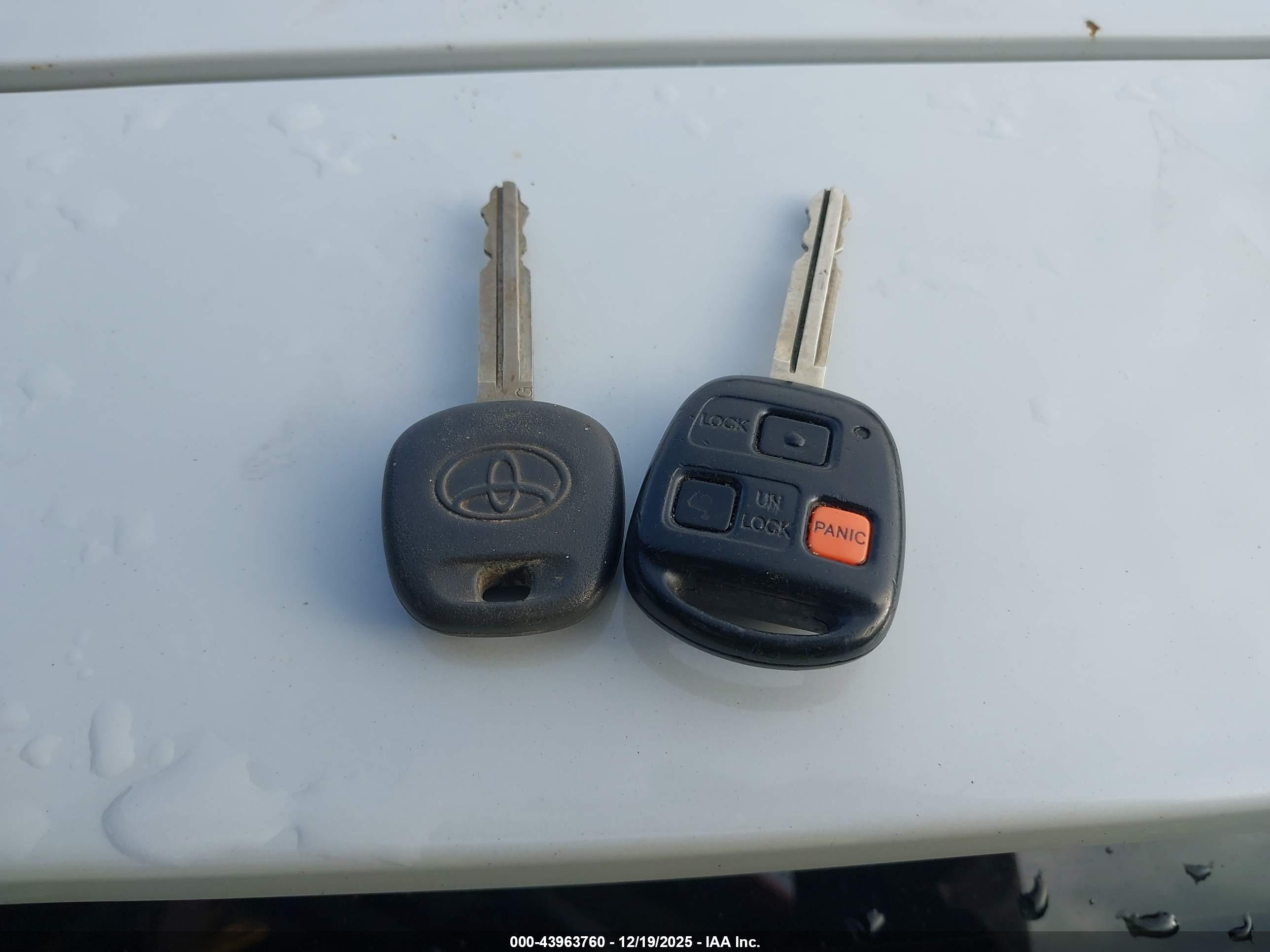 TOYOTA FJ image 11