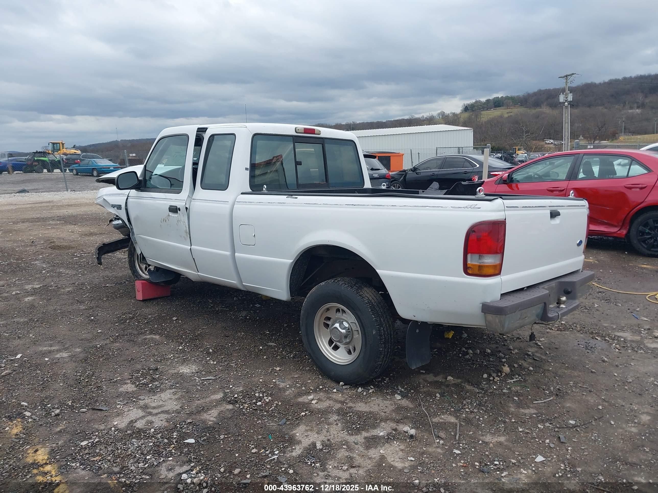 FORD RANGER image 3