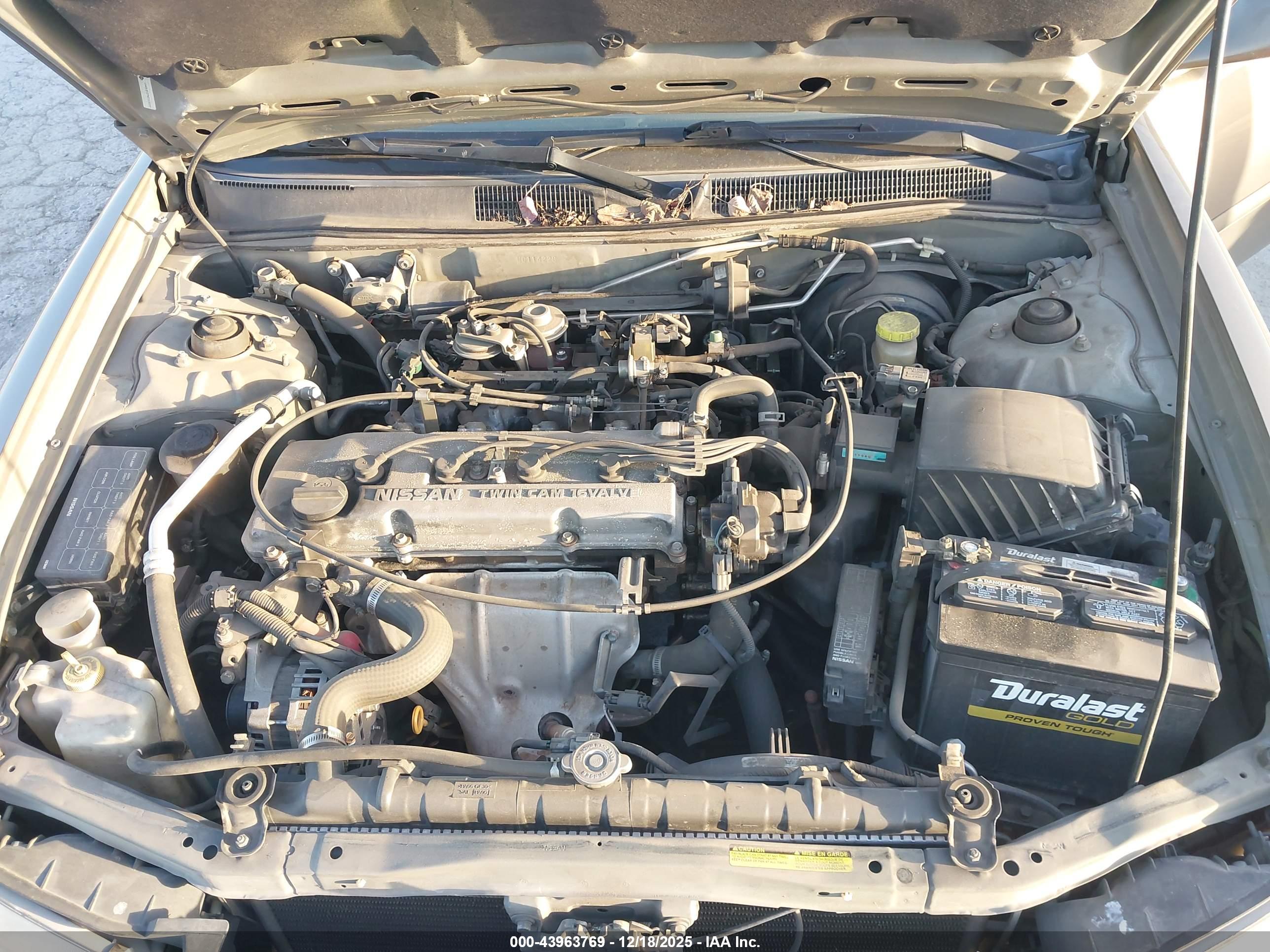 NISSAN ALTIMA image 10
