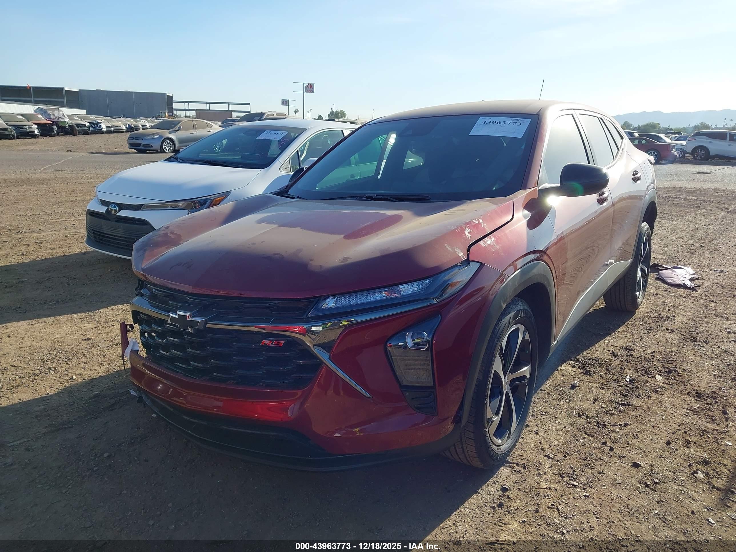 CHEVROLET TRAX image 2