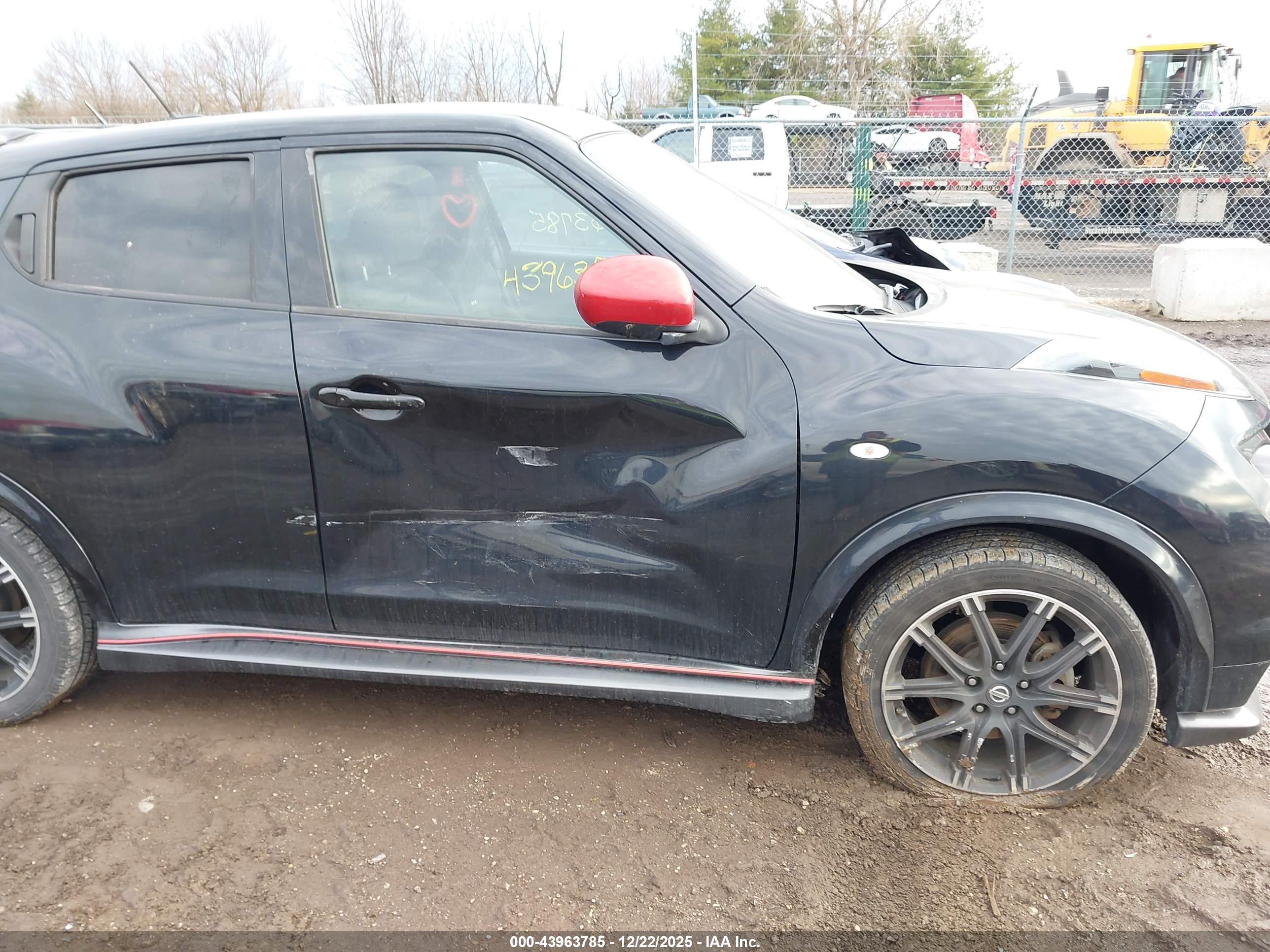 NISSAN JUKE image 6
