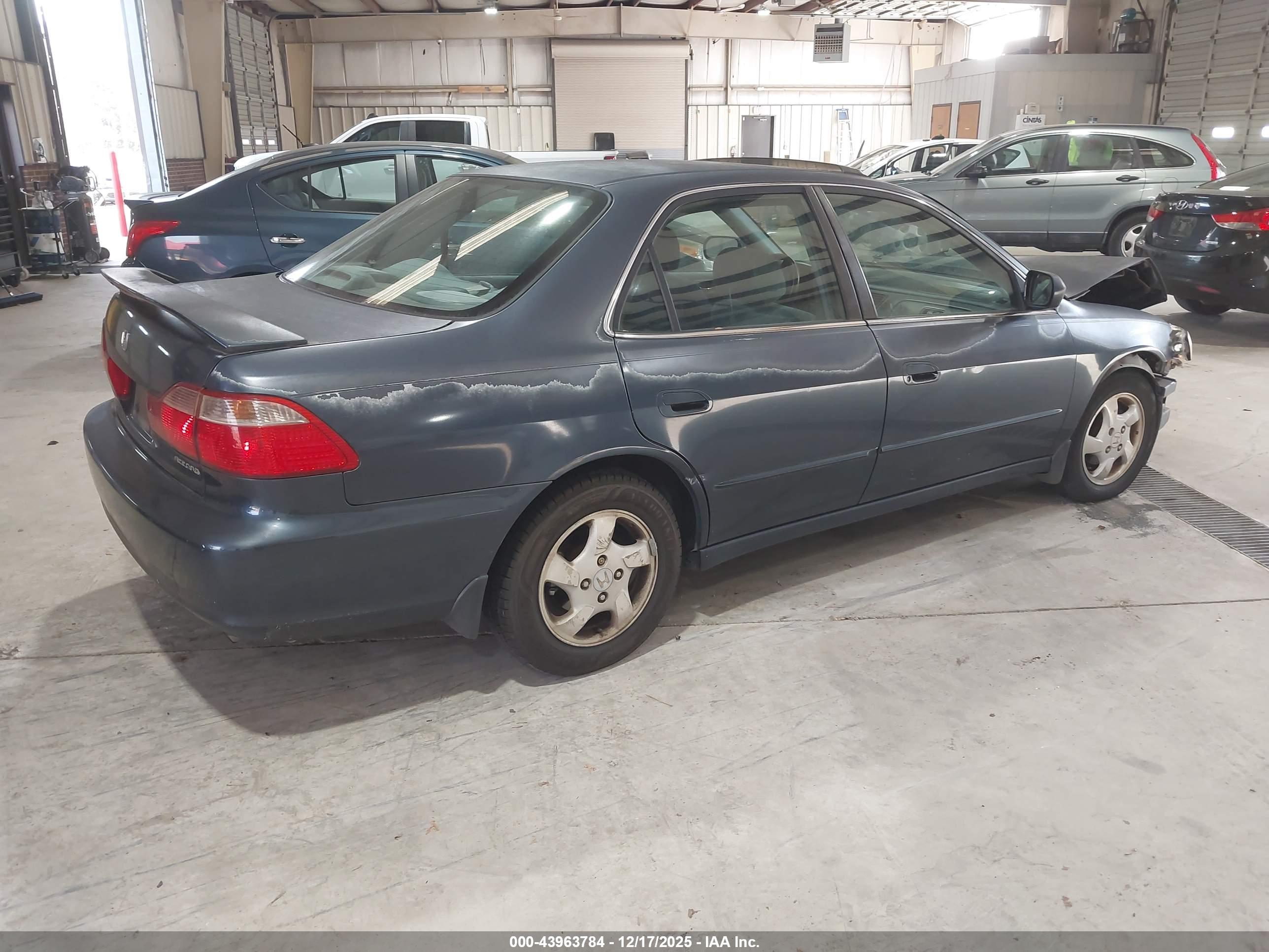 HONDA ACCORD image 4