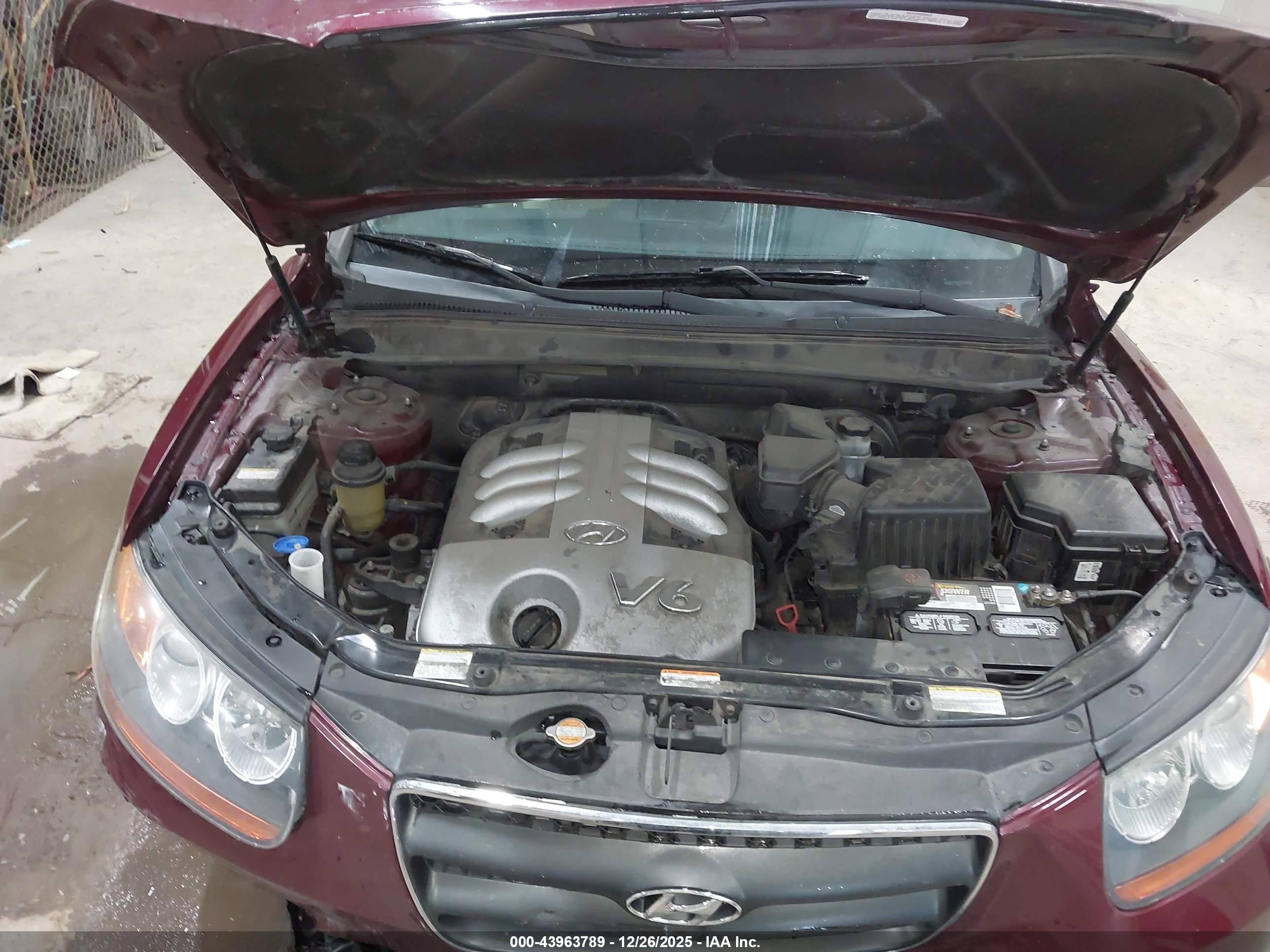 HYUNDAI SANTA image 10