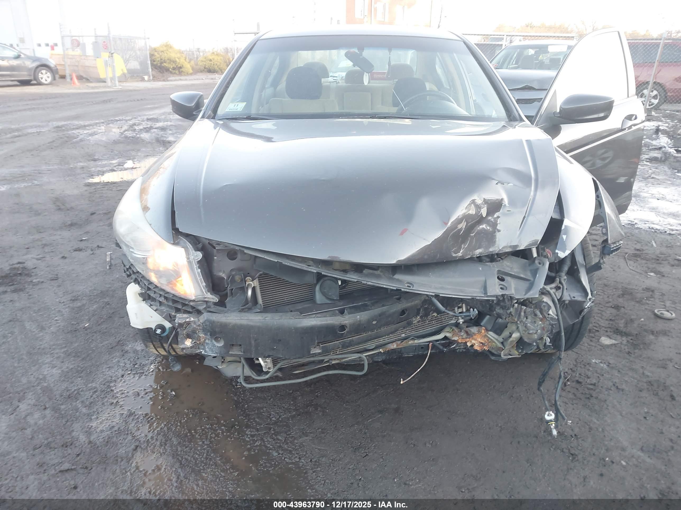 HONDA ACCORD image 6