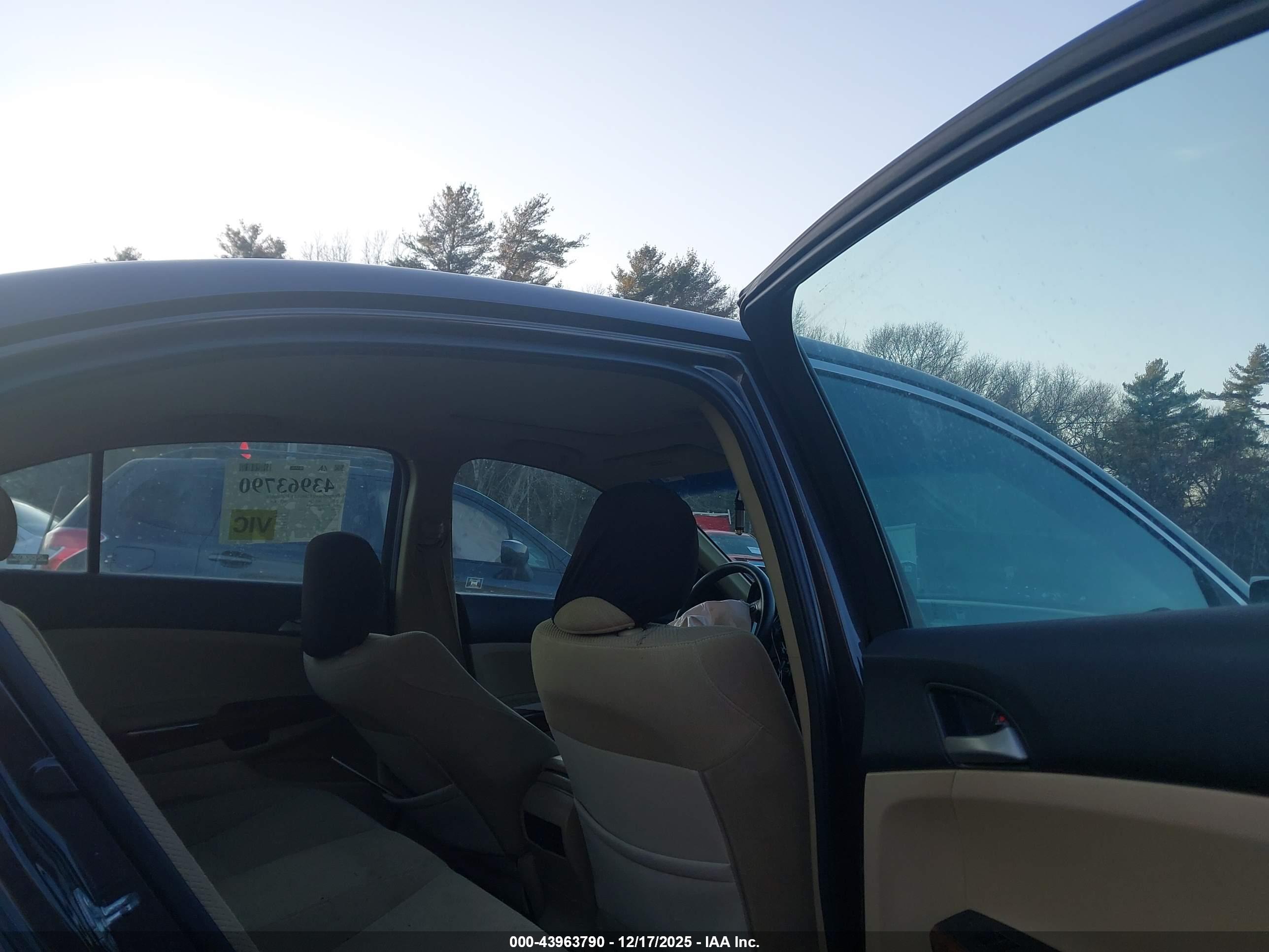 HONDA ACCORD image 8