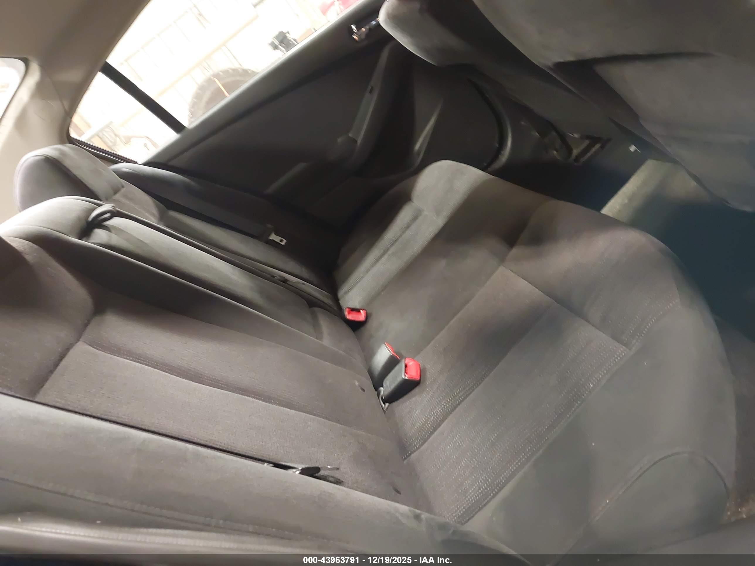 NISSAN ALTIMA image 8