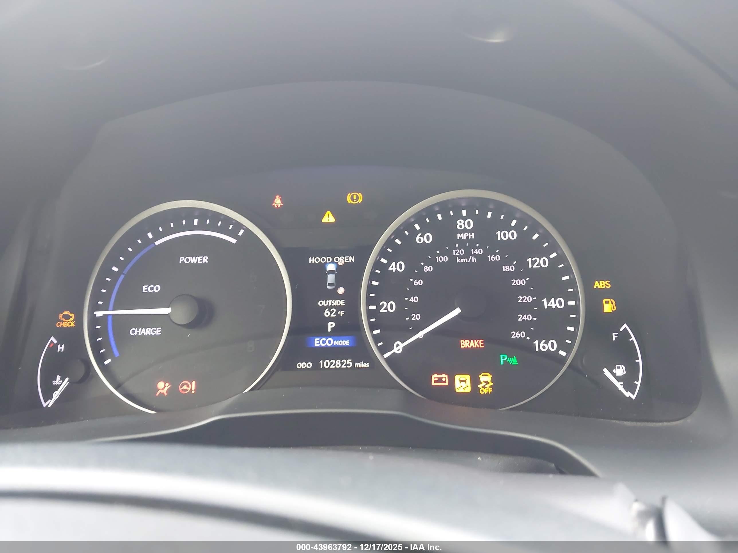 LEXUS ES image 7
