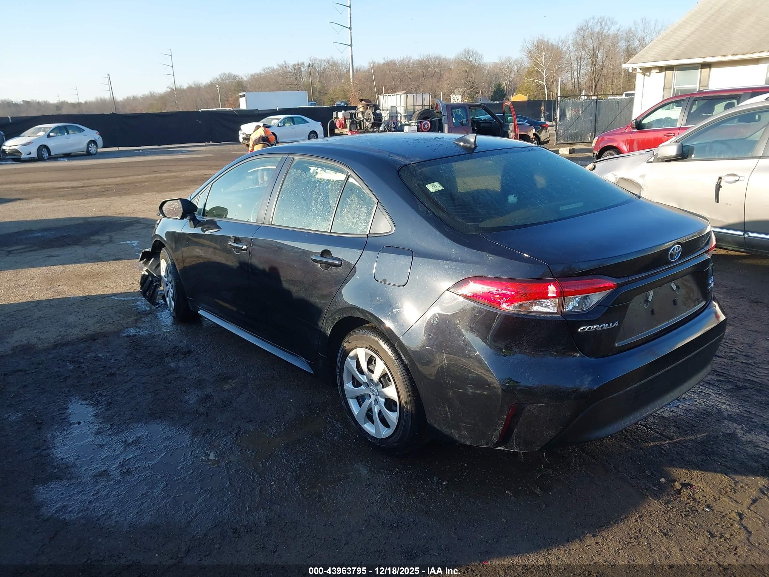 TOYOTA COROLLA image 3