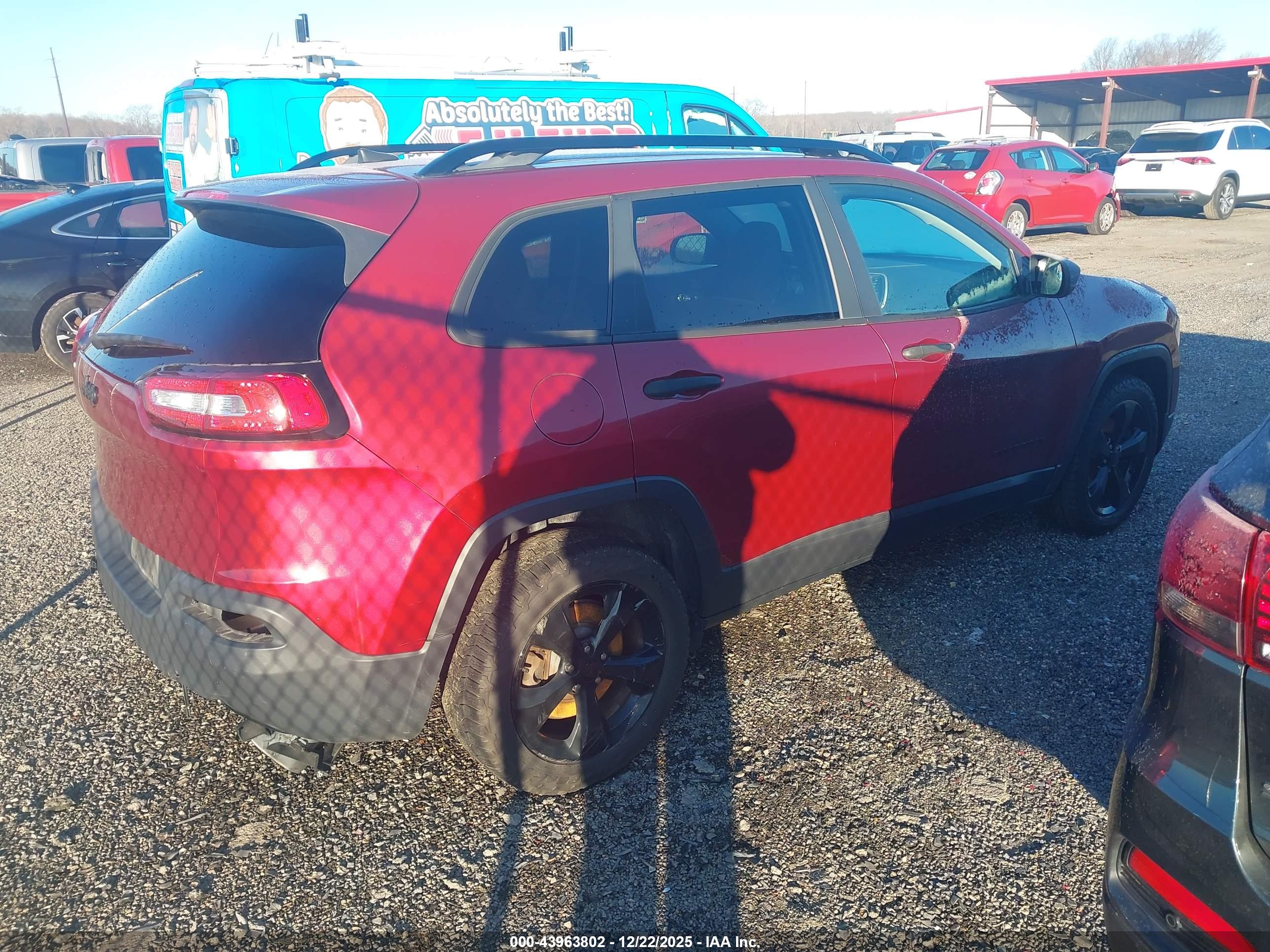 JEEP CHEROKEE image 4