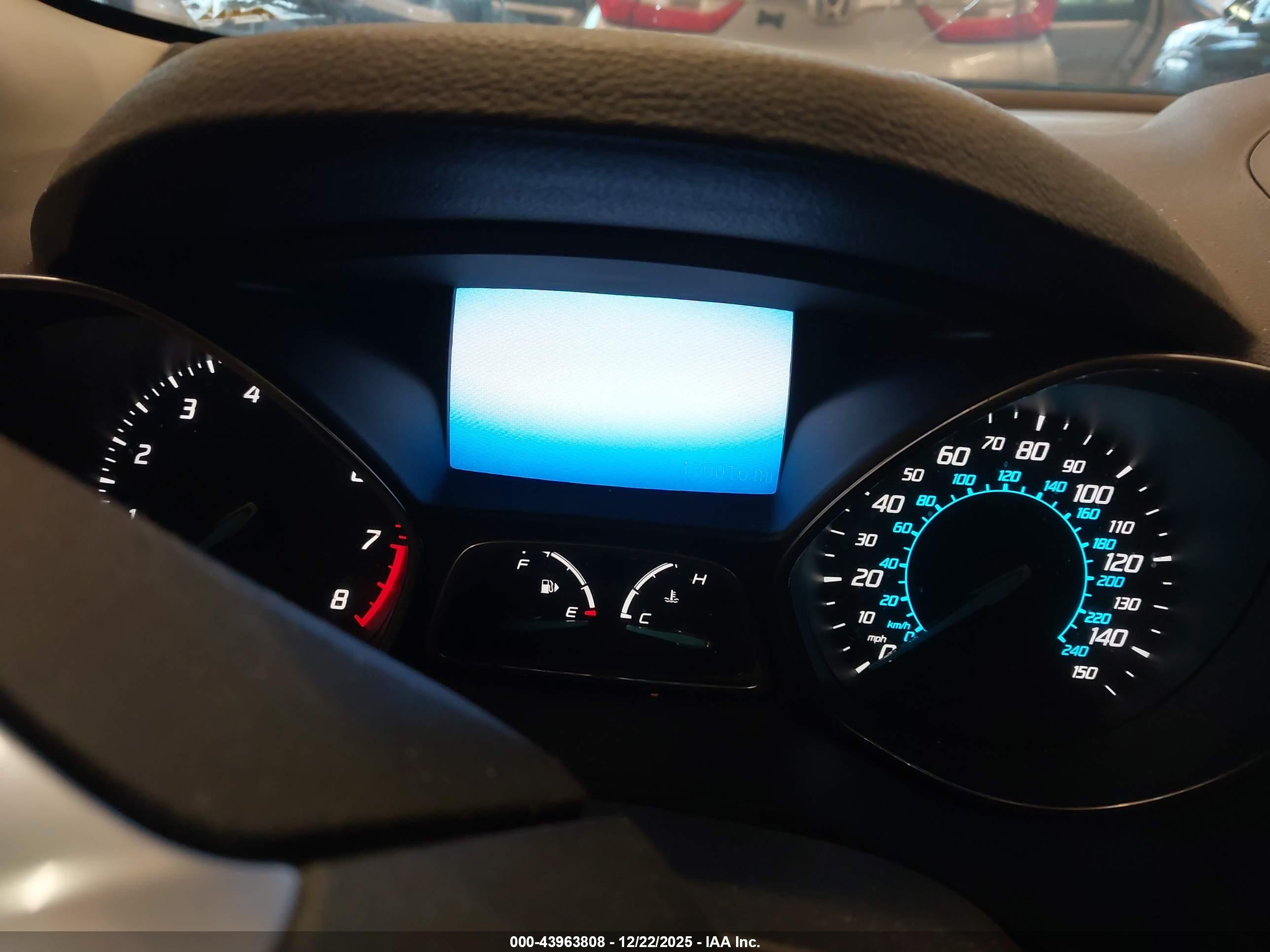 FORD ESCAPE image 7