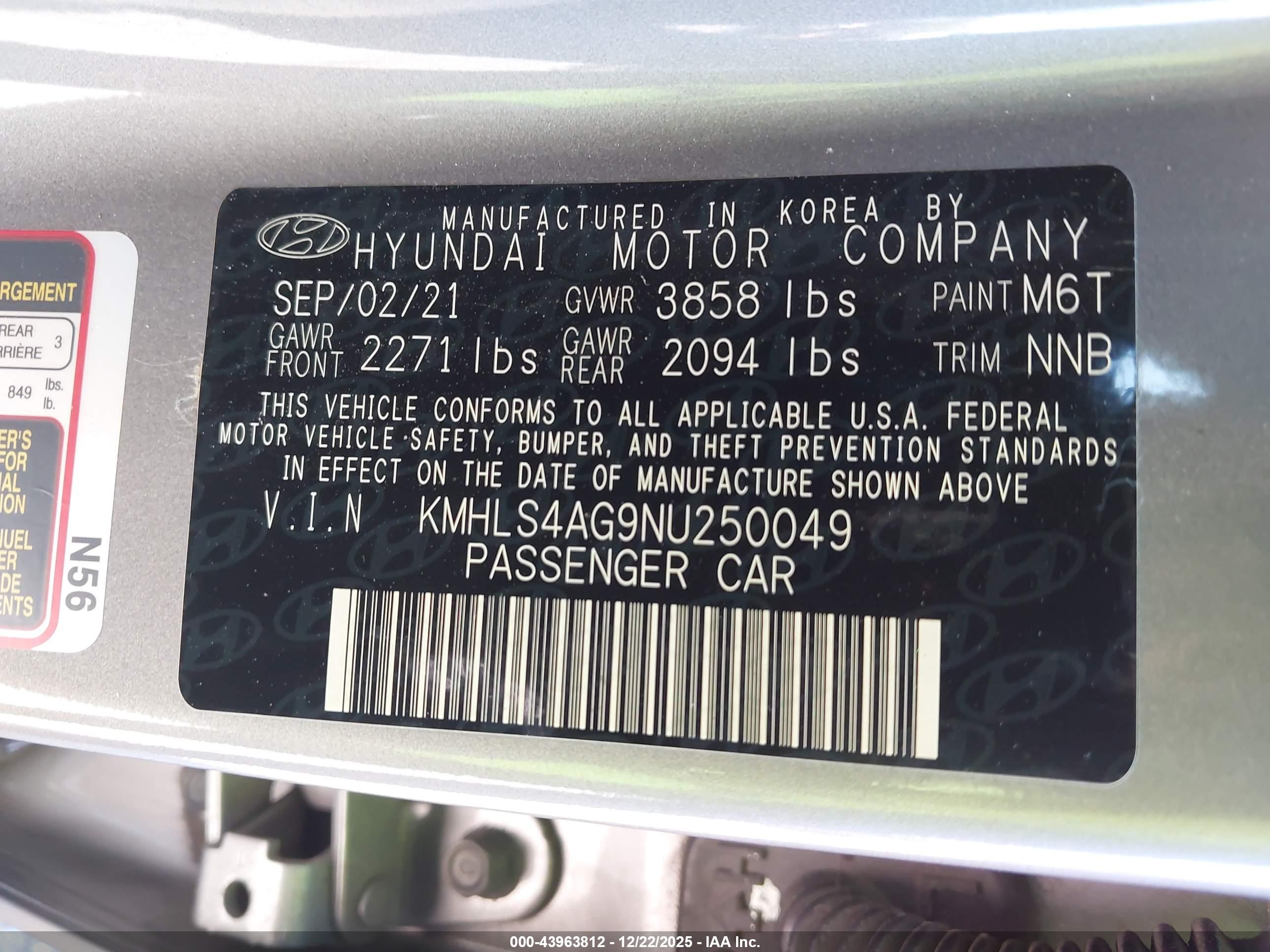 HYUNDAI ELANTRA image 9