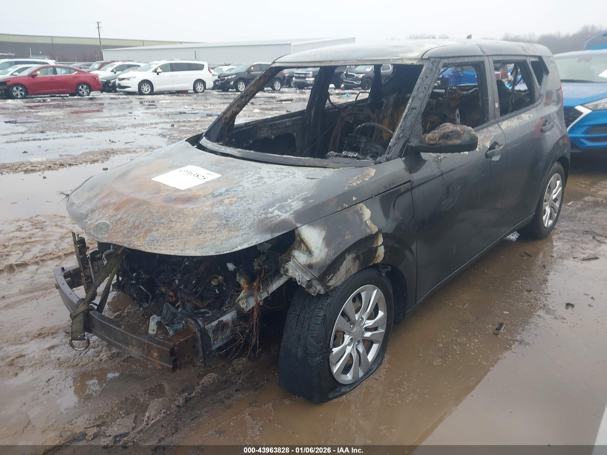 KIA SOUL image 2