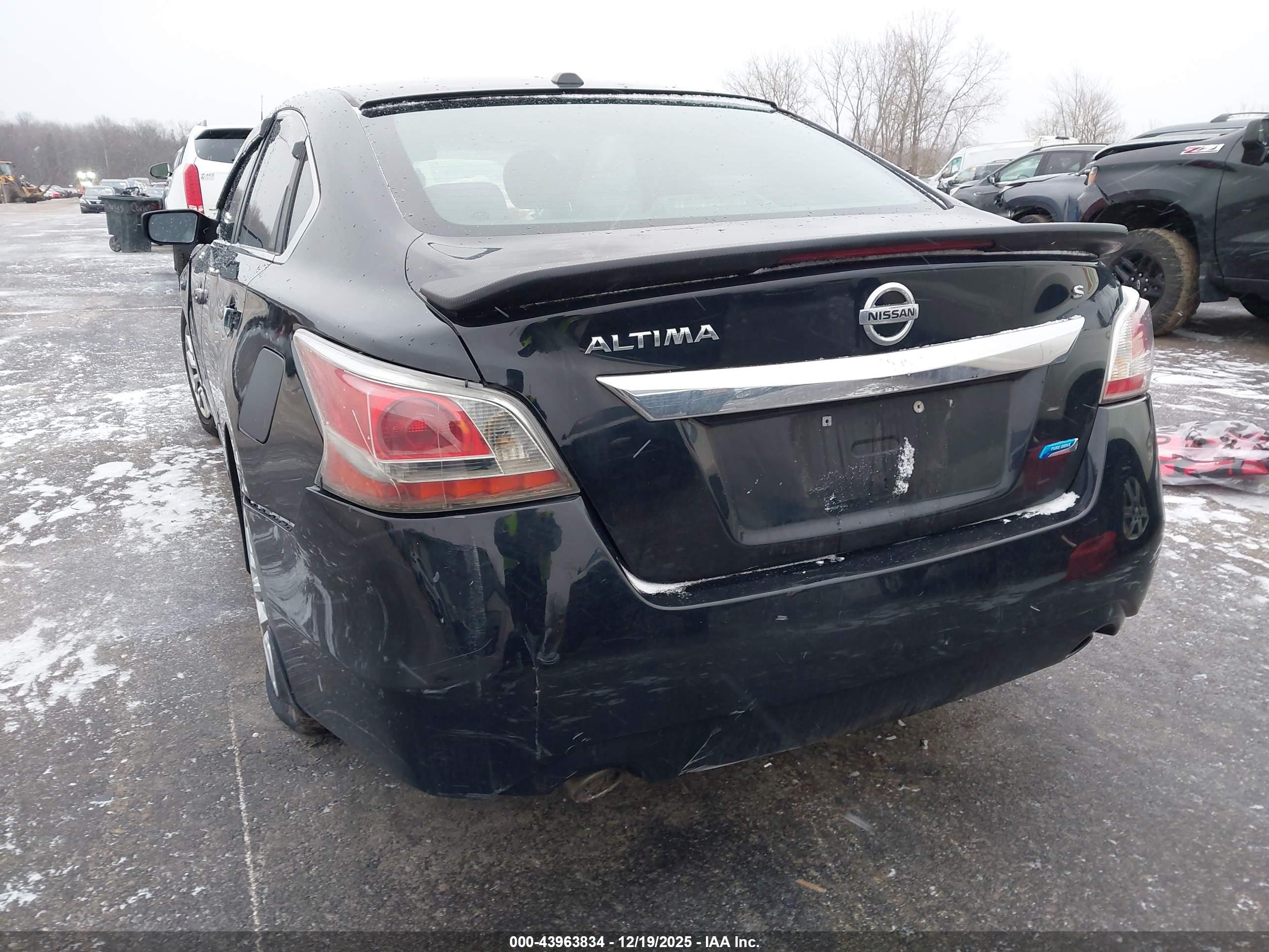 NISSAN ALTIMA image 3