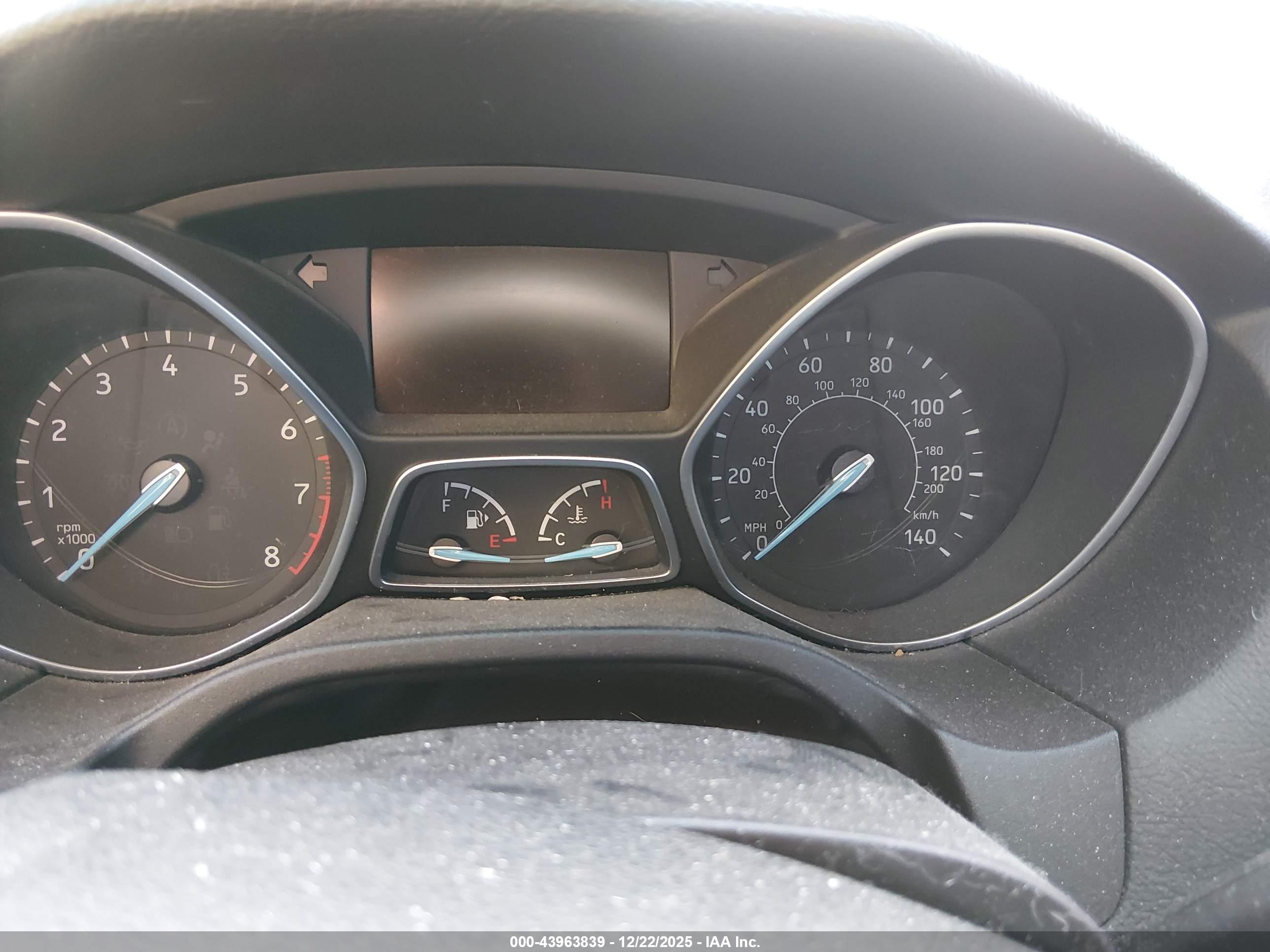 FORD FOCUS image 7