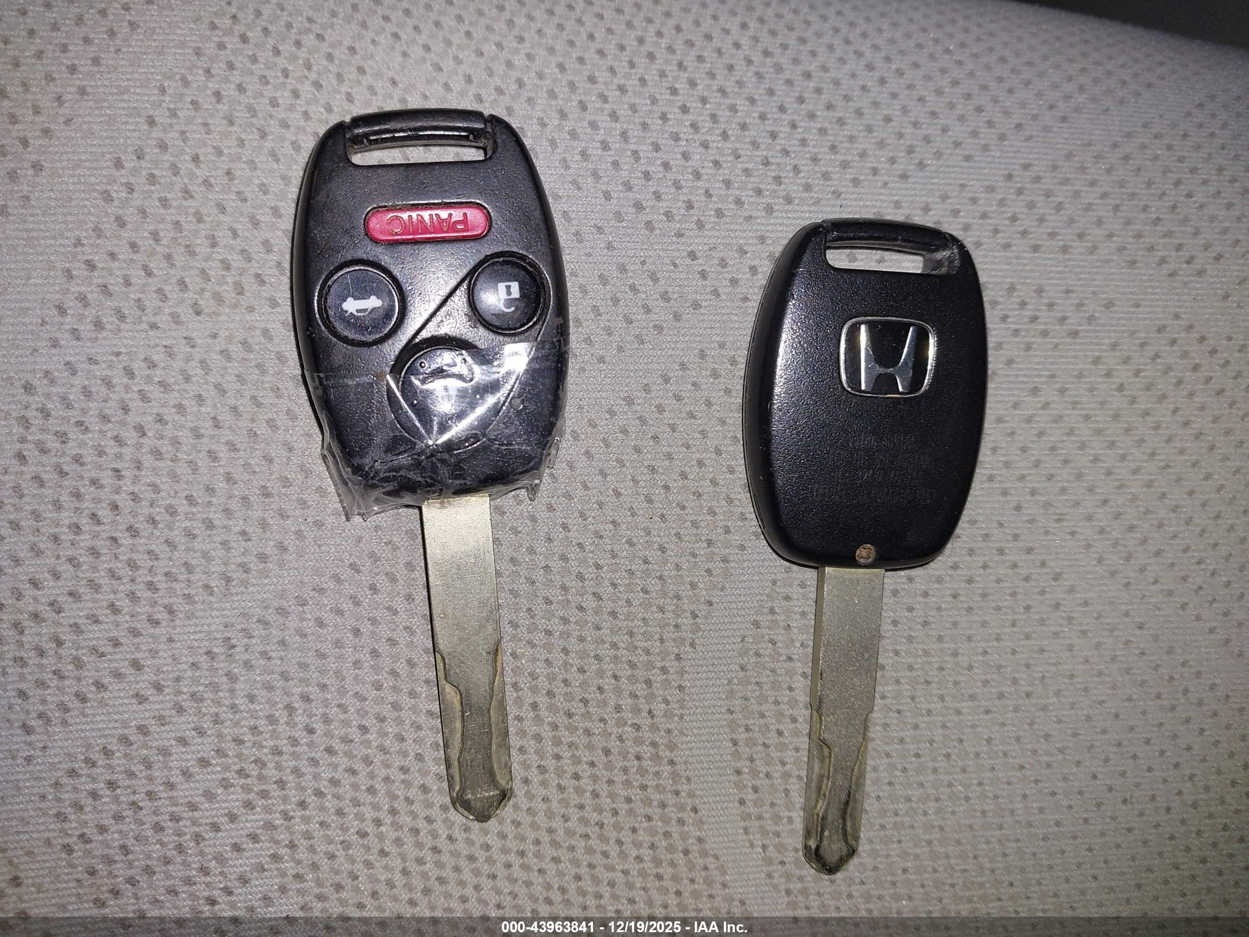 HONDA CIVIC image 11